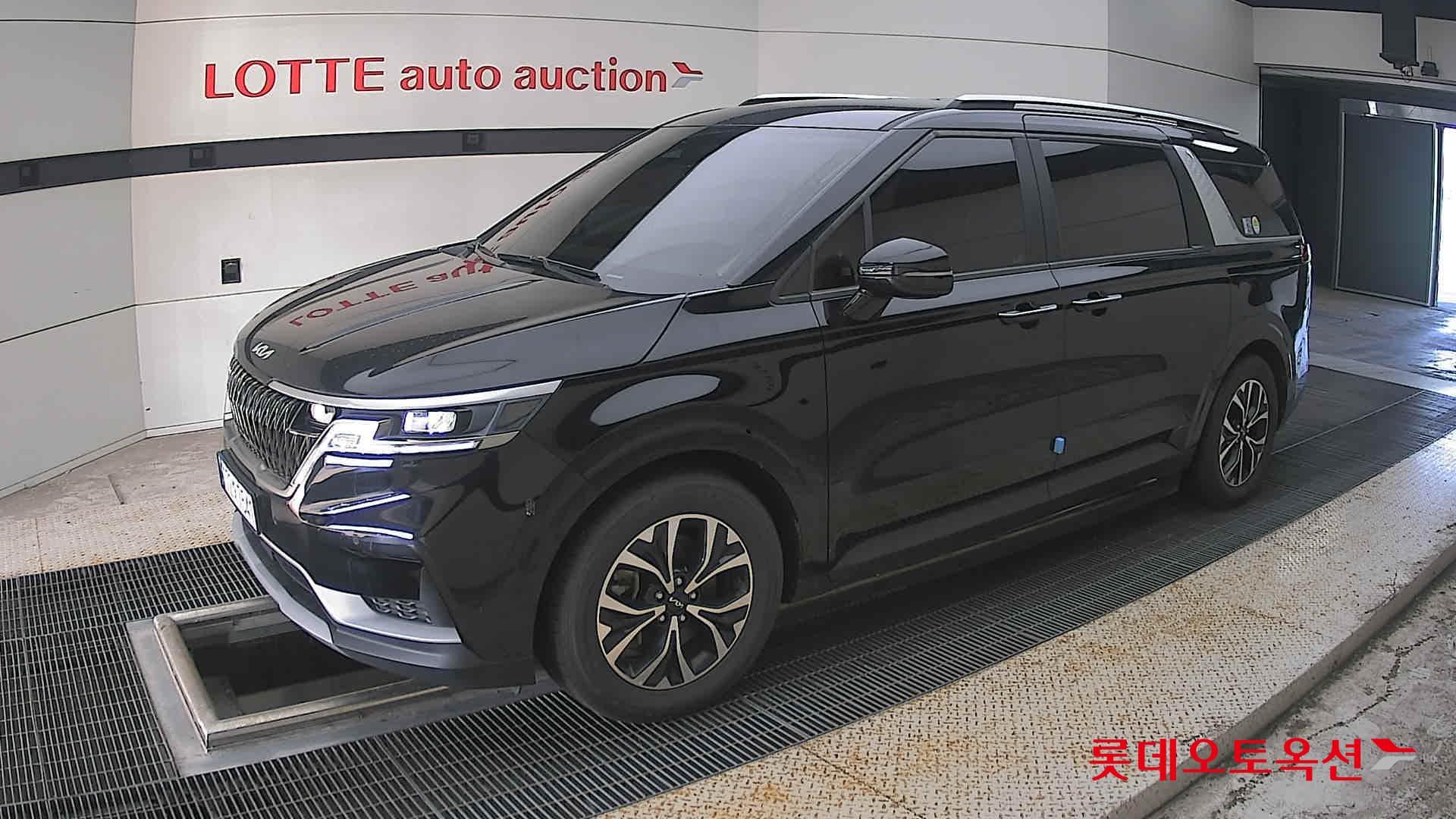 Kia - Carnival | KA4 (D) 2.2 Prestige 9Seater 4