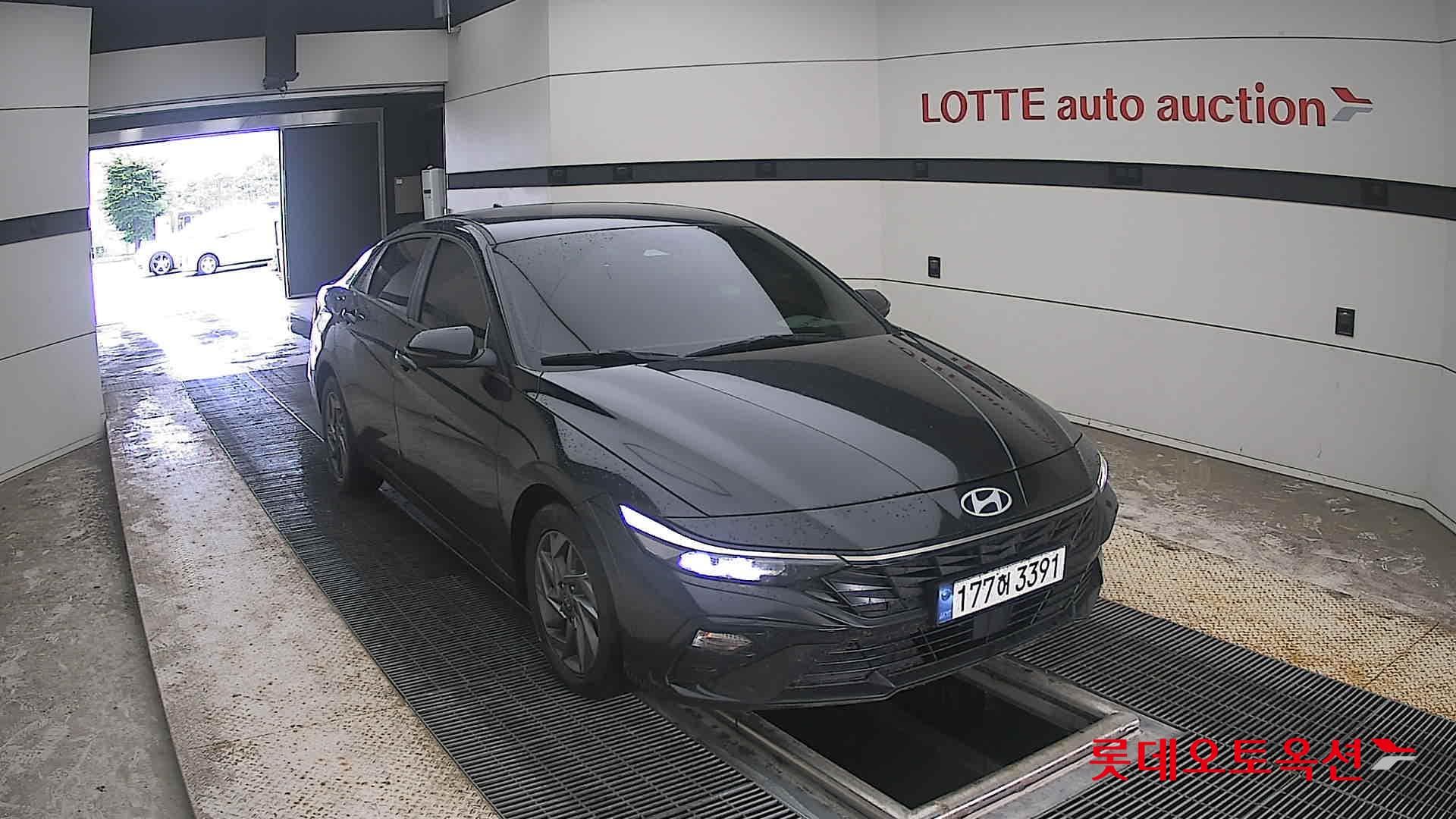 Hyundai - Elantra | ALL NEW (H) 1.6 MODERN 20