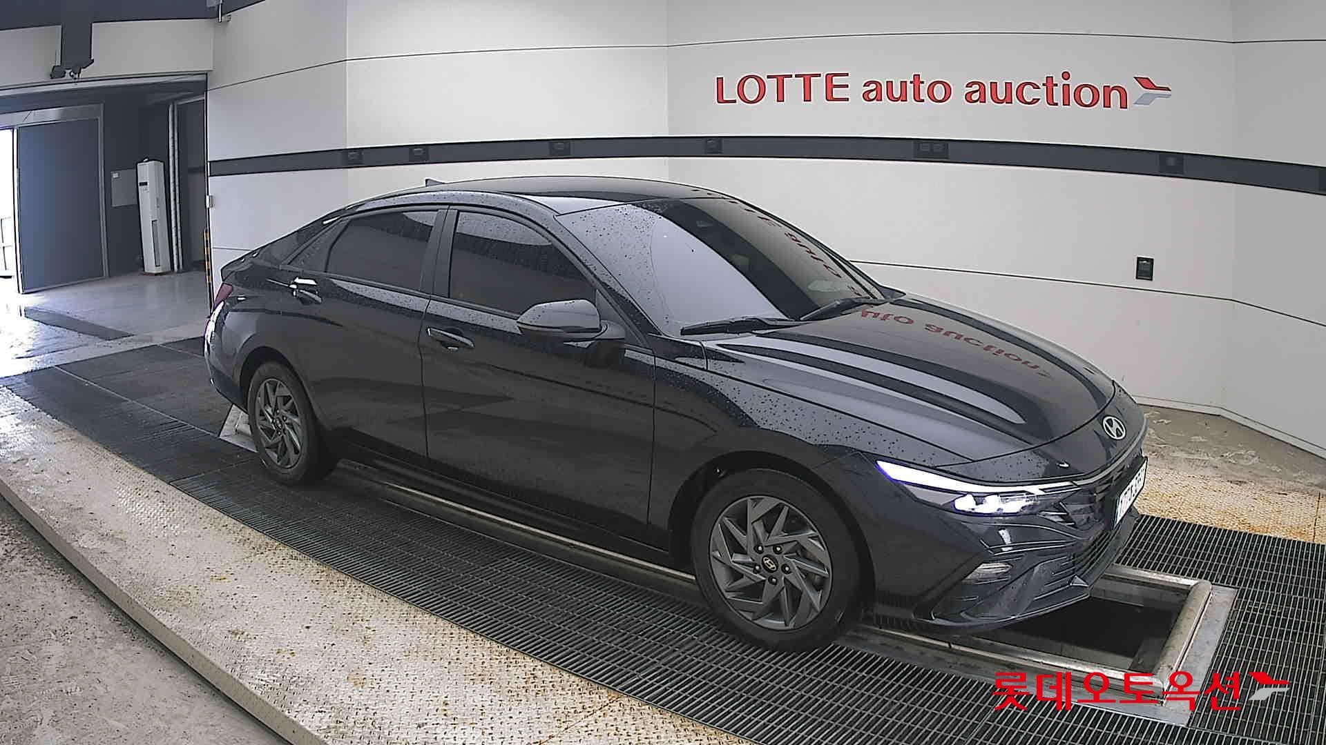 Hyundai - Elantra | ALL NEW (H) 1.6 MODERN 18