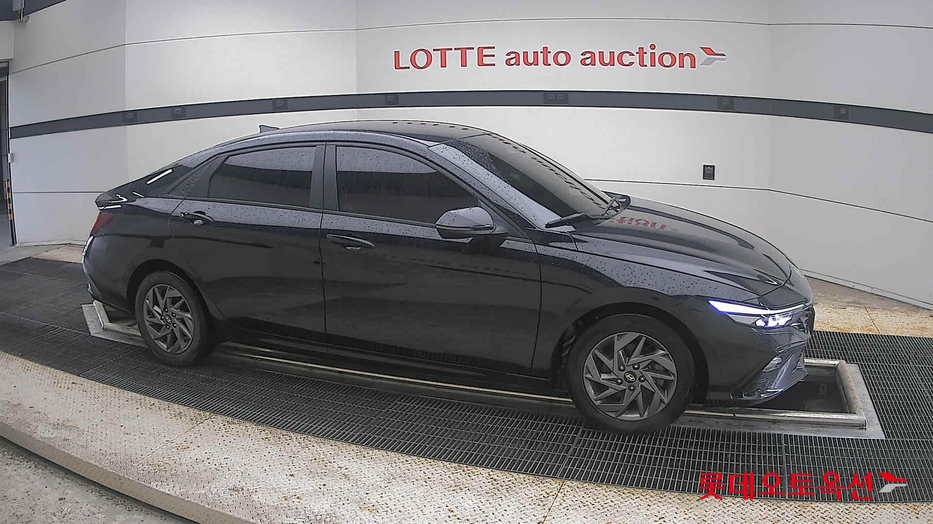 Hyundai - Elantra | ALL NEW (H) 1.6 MODERN 17
