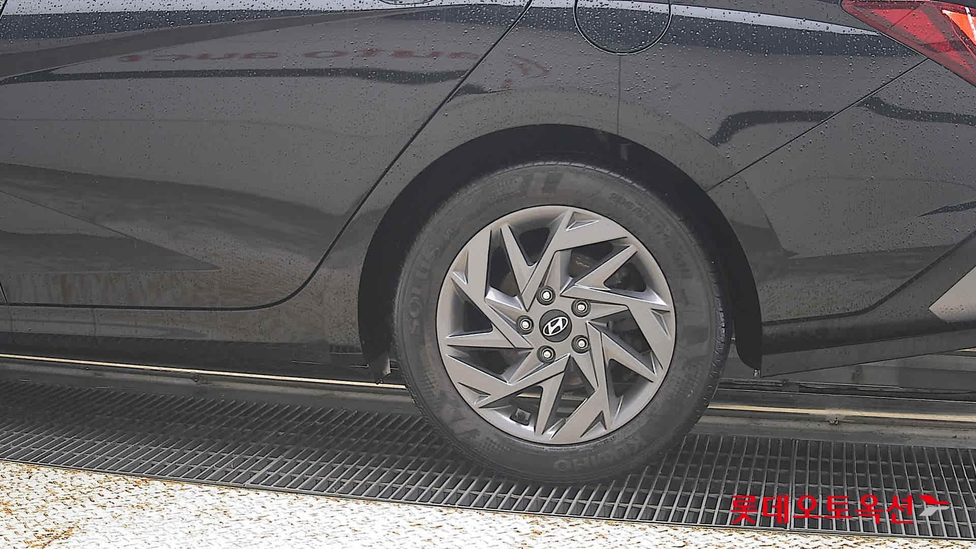Hyundai - Elantra | ALL NEW (H) 1.6 MODERN 22