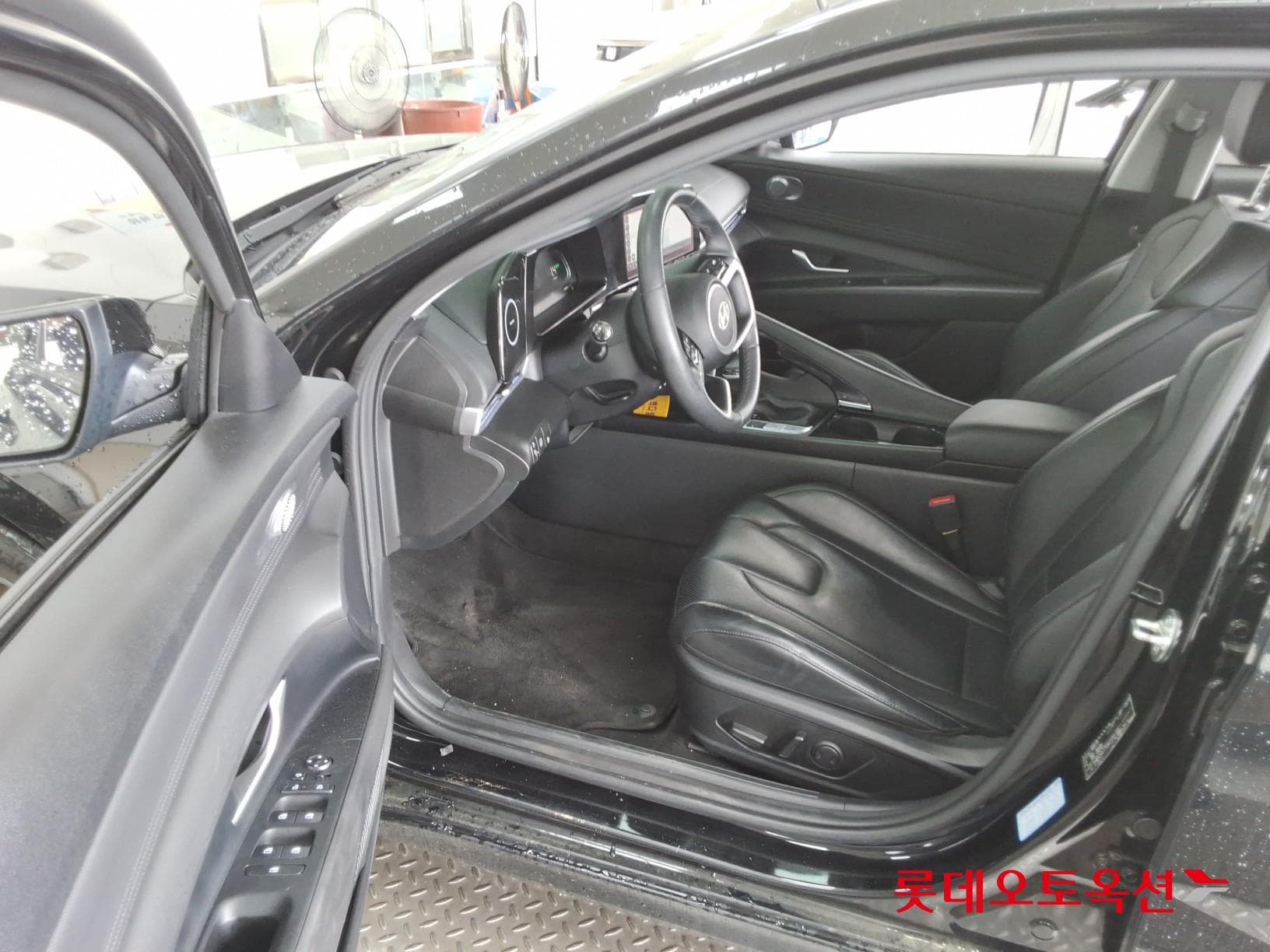 Hyundai - Elantra | ALL NEW (H) 1.6 MODERN 35