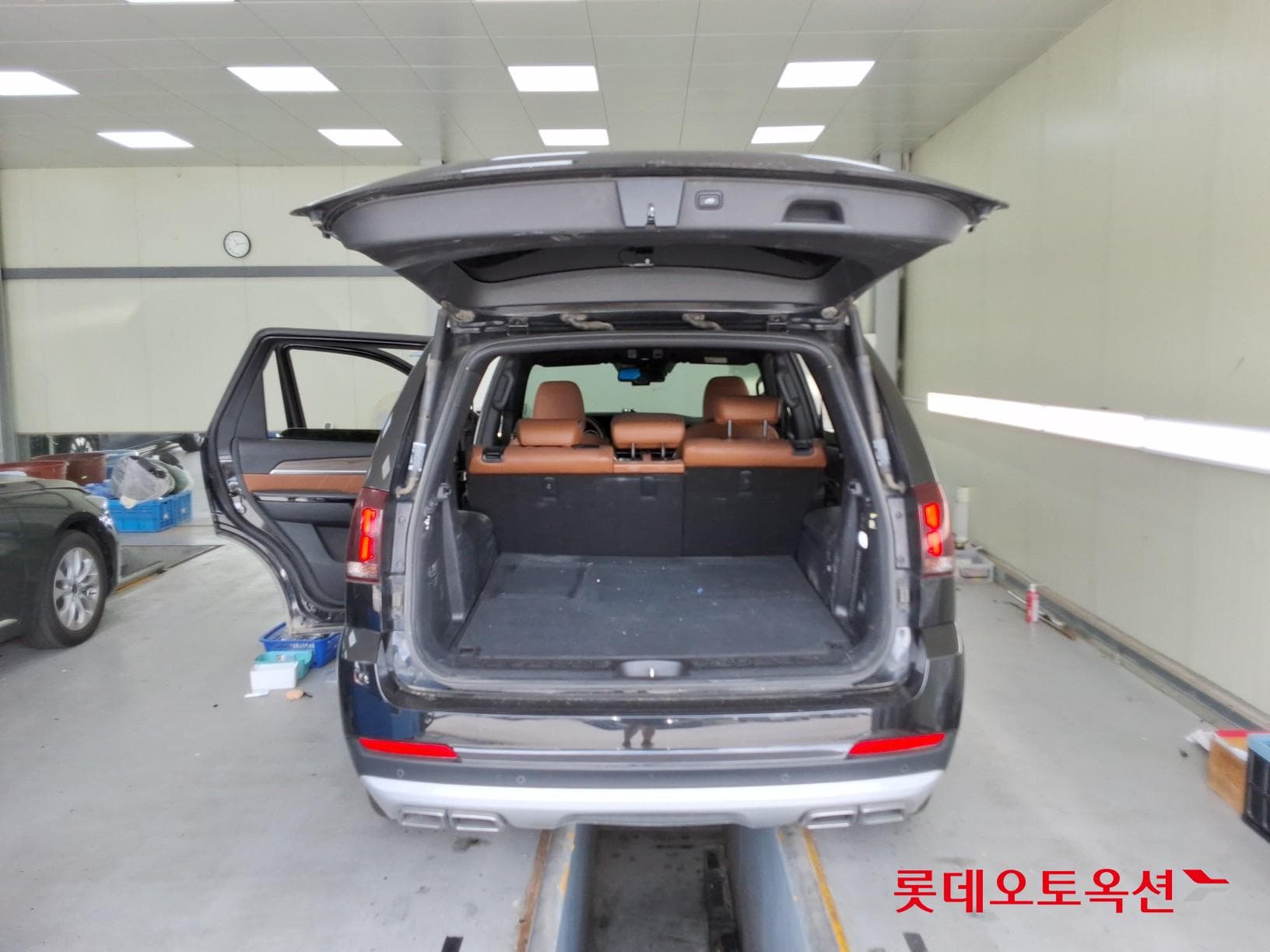 Kia - Mohave | The (D)3.0 5 4WD AT 37