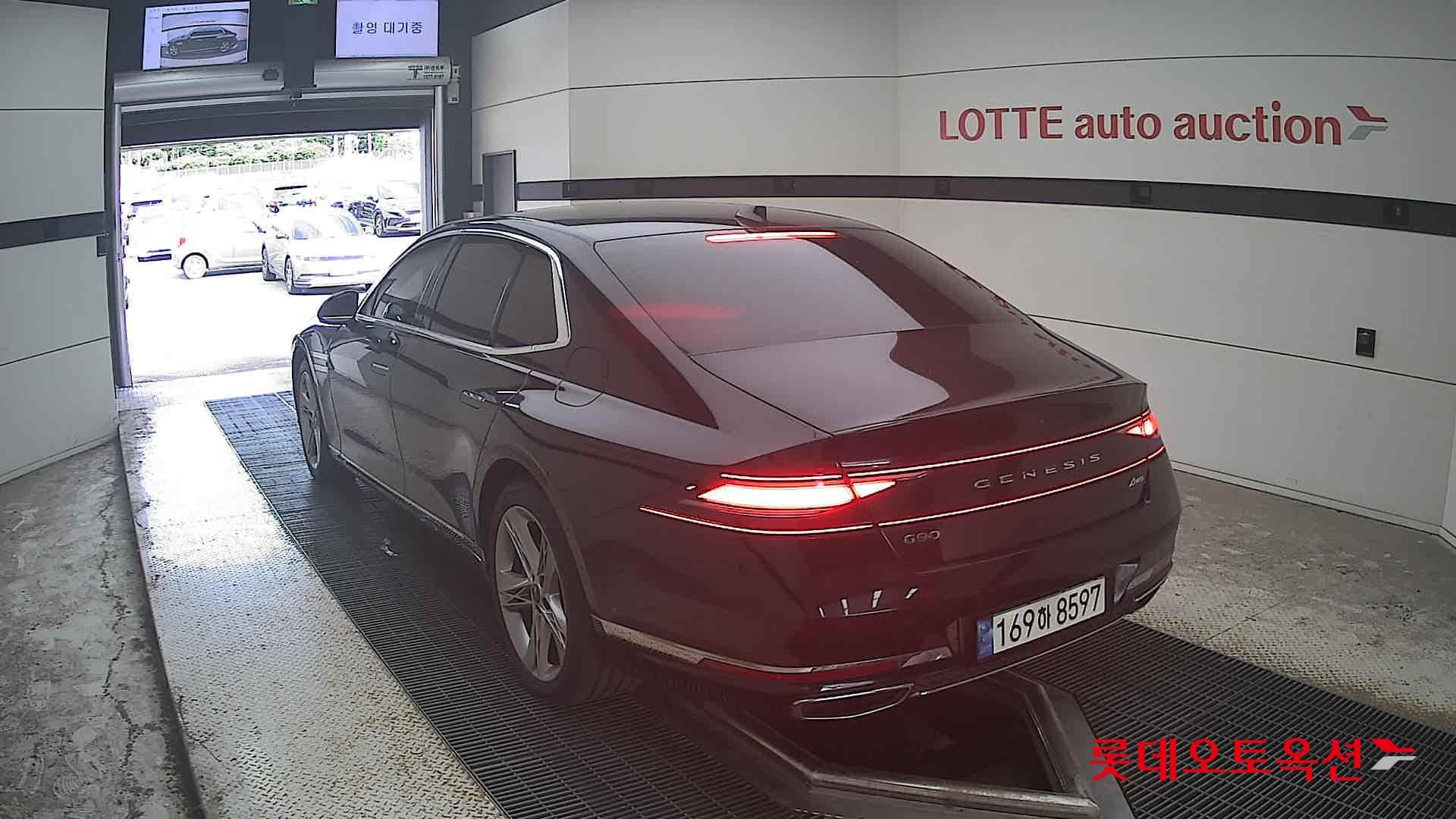 Genesis - G90 | (G) 3.5T 9
