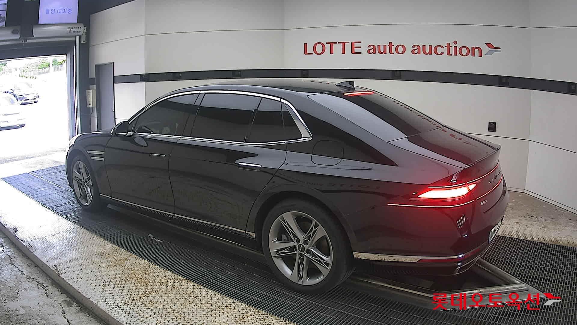 Genesis - G90 | (G) 3.5T 8