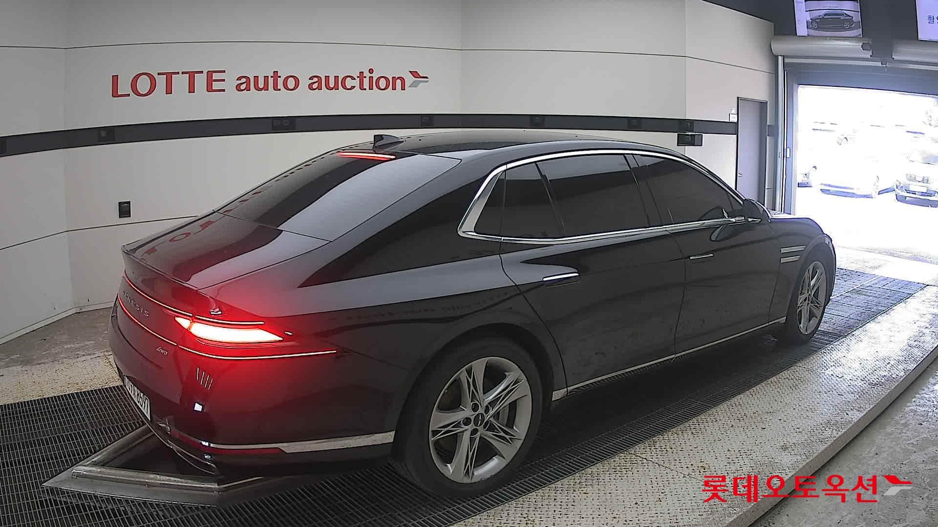 Genesis - G90 | (G) 3.5T 14