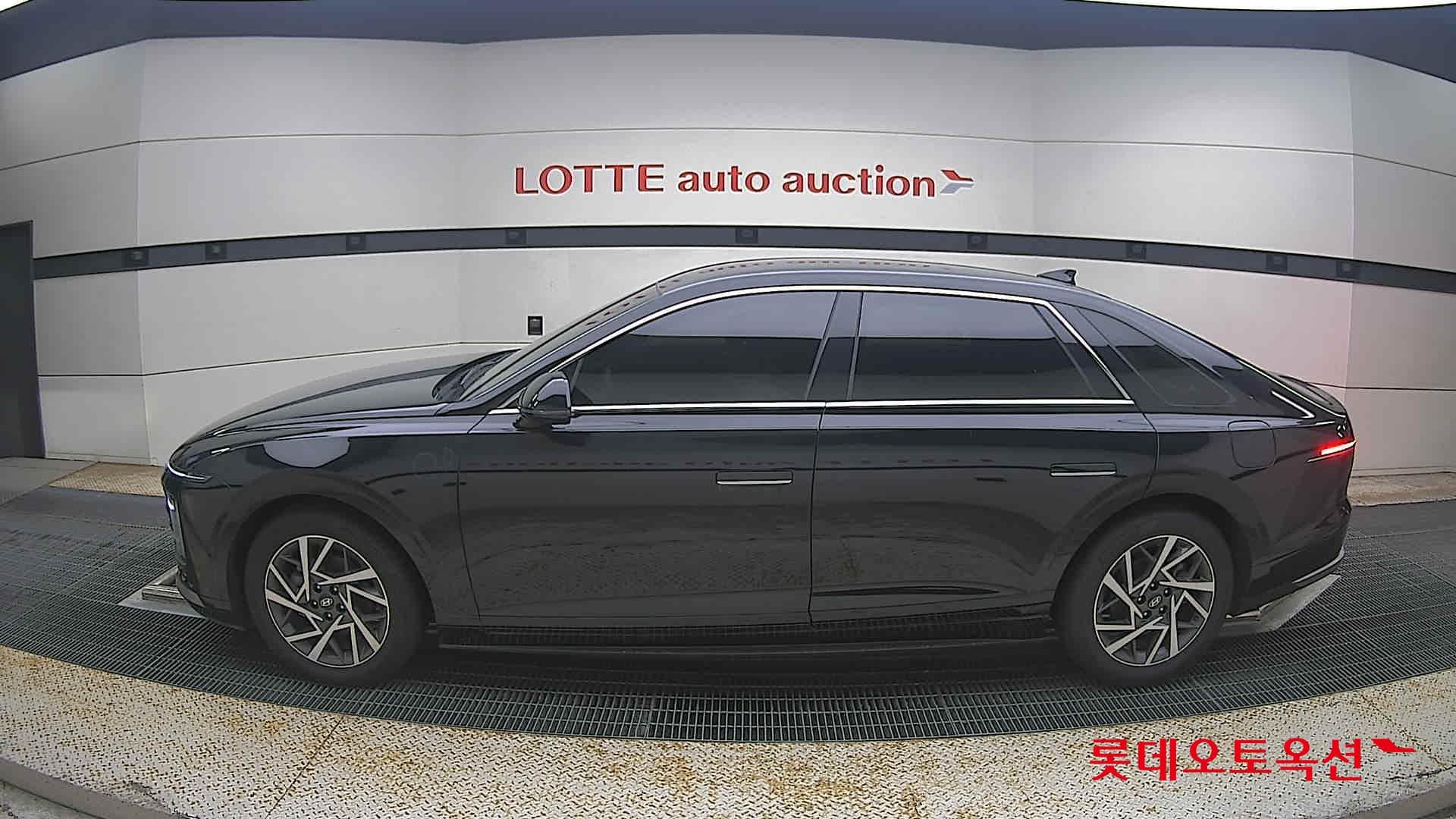 Hyundai - Grandeur | GN7 (H)1.6T Premium 2WD AT 6