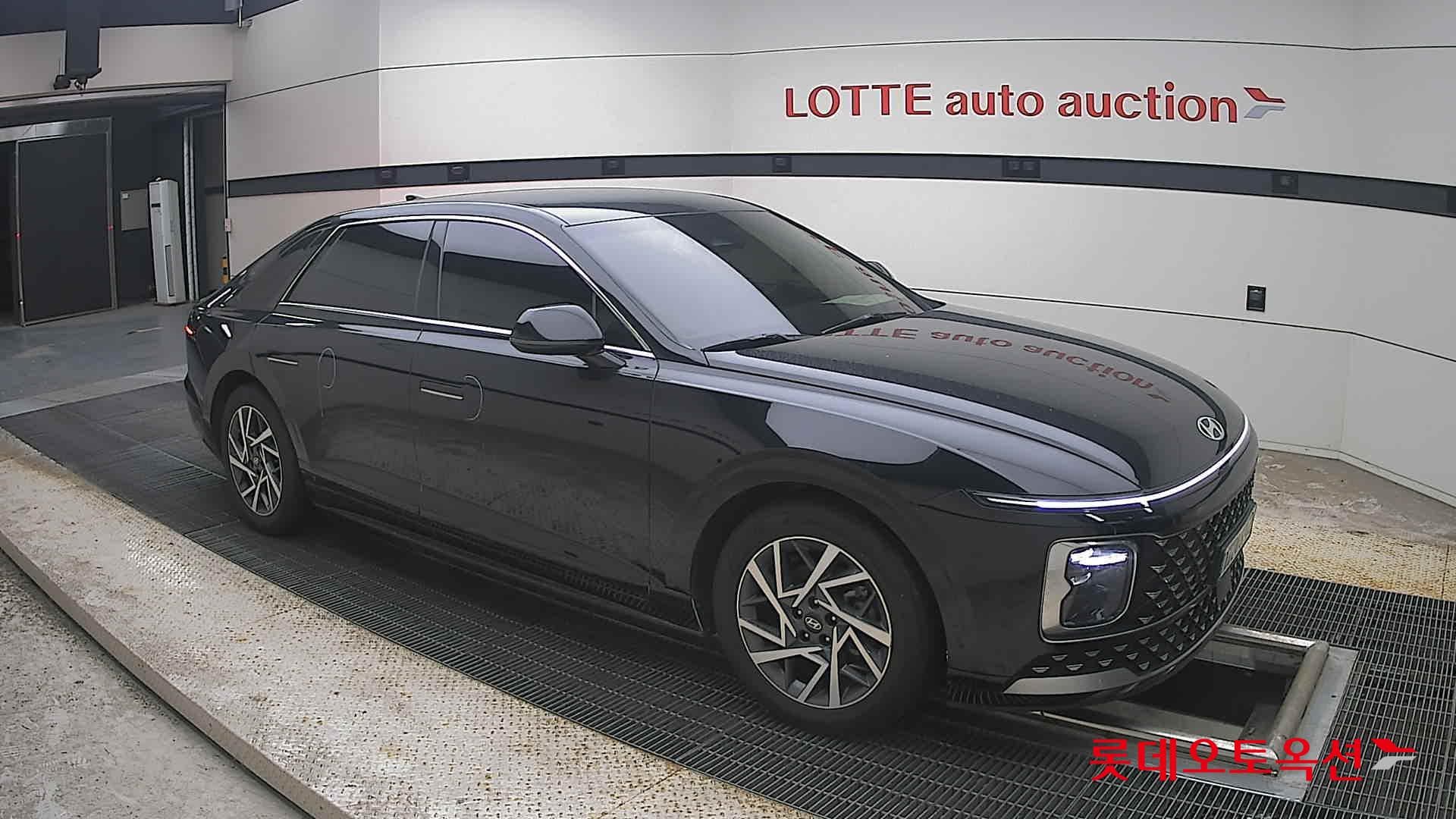 Hyundai - Grandeur | GN7 (H)1.6T Premium 2WD AT 18