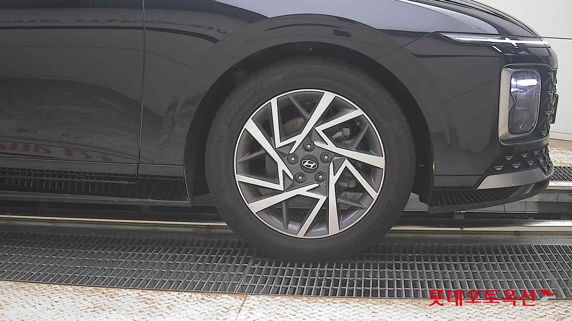 Hyundai - Grandeur | GN7 (H)1.6T Premium 2WD AT 23