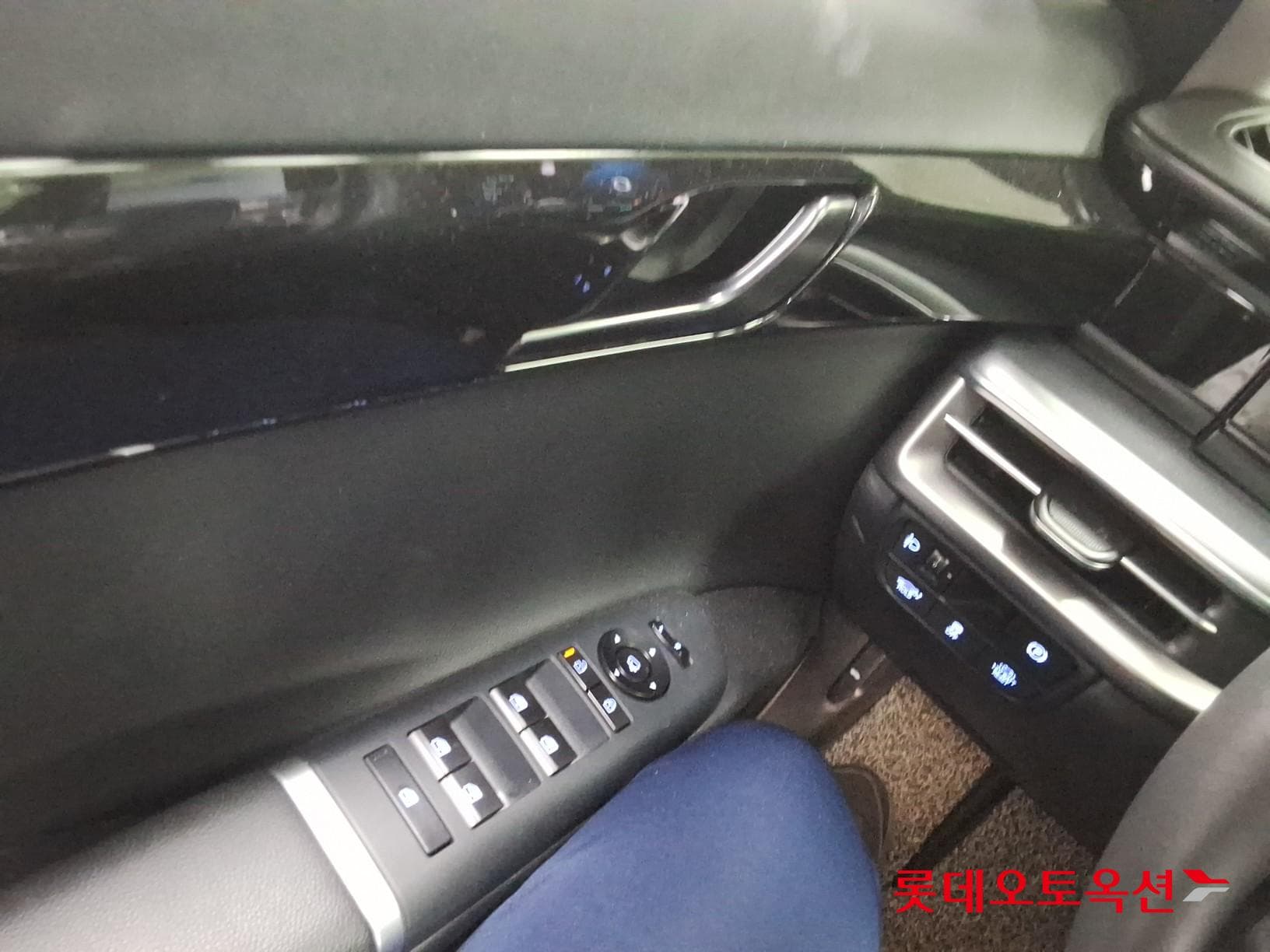 Hyundai - Grandeur | GN7 (H)1.6T Premium 2WD AT 28