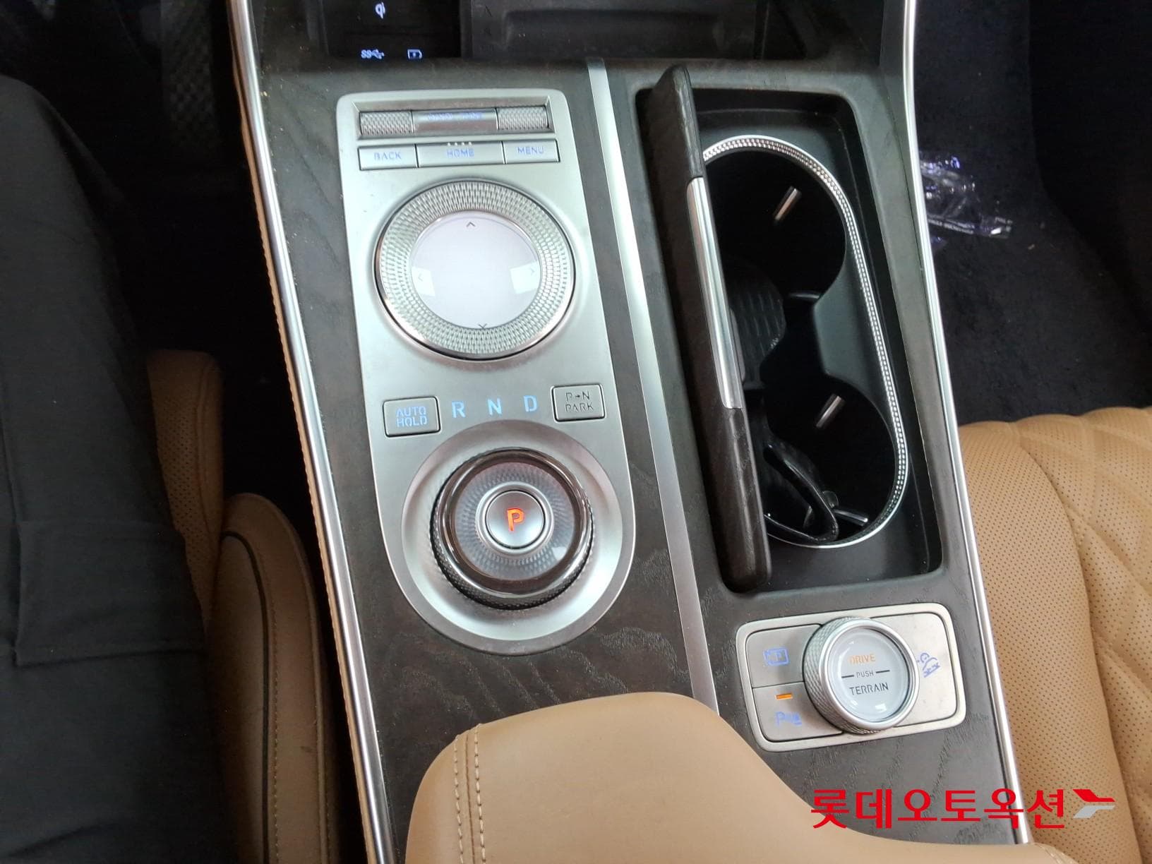 جينيسيس - GV80 | (D) 3.0 4WD 5Seater 33