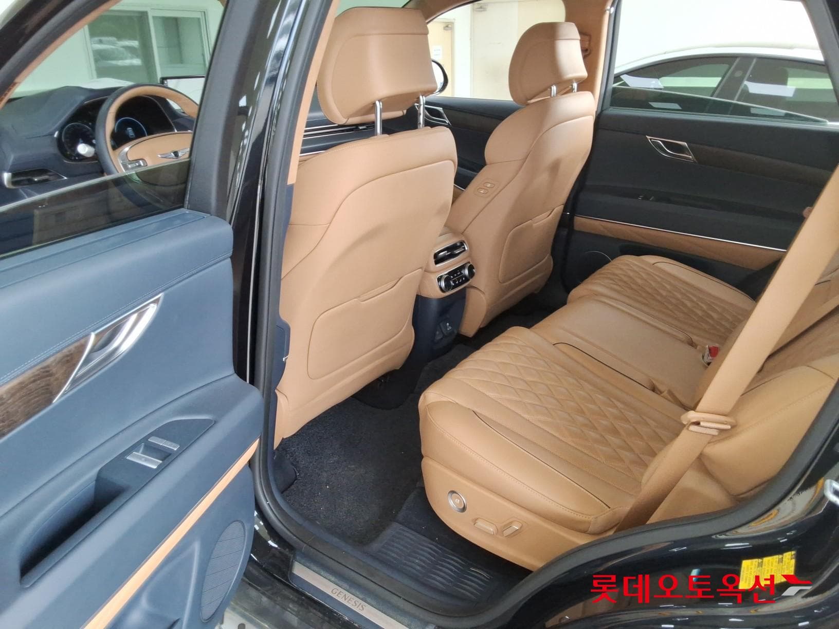 جينيسيس - GV80 | (D) 3.0 4WD 5Seater 37
