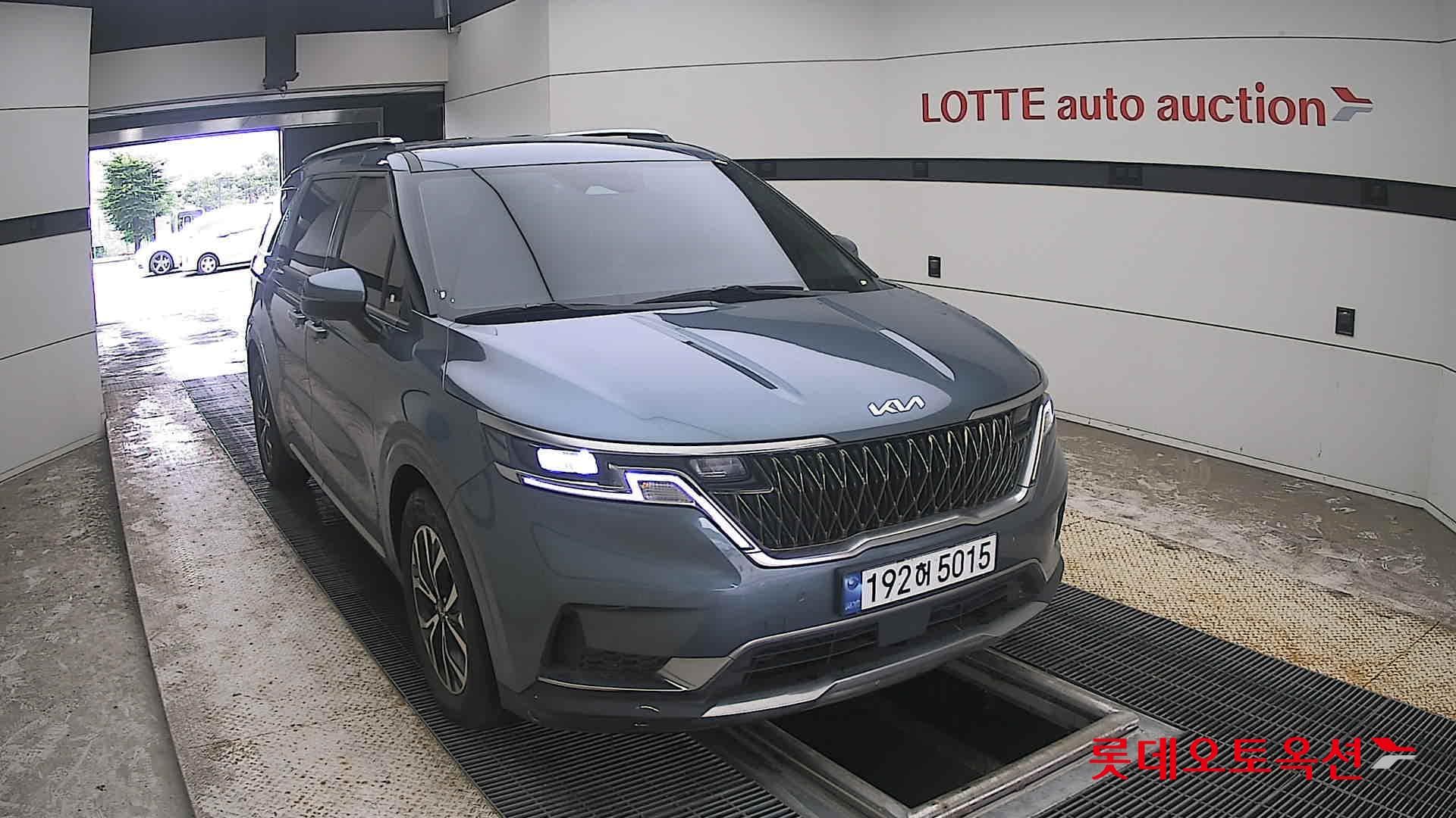 Kia - Carnival | KA4 (D) 2.2 Noblesse 9Seater 20