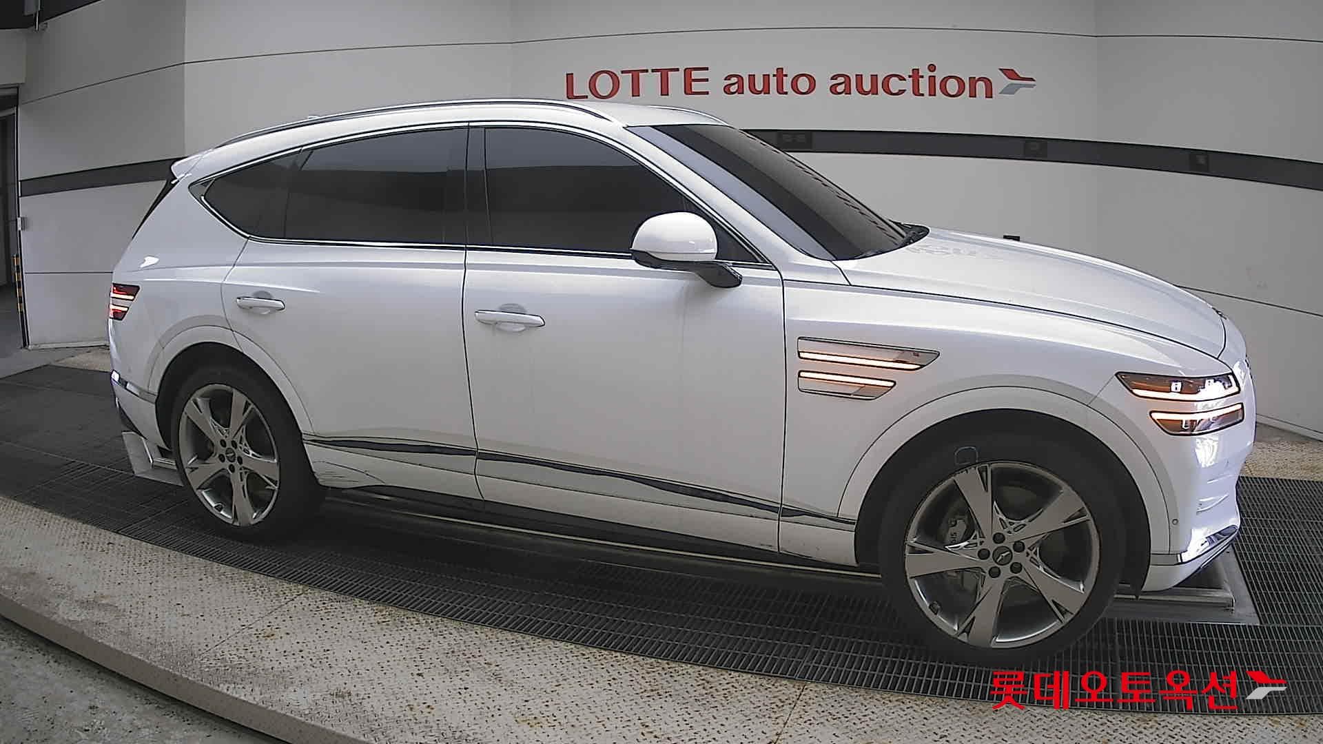 جينيسيس - GV80 | (D) 3.0 4WD 5Seater 17