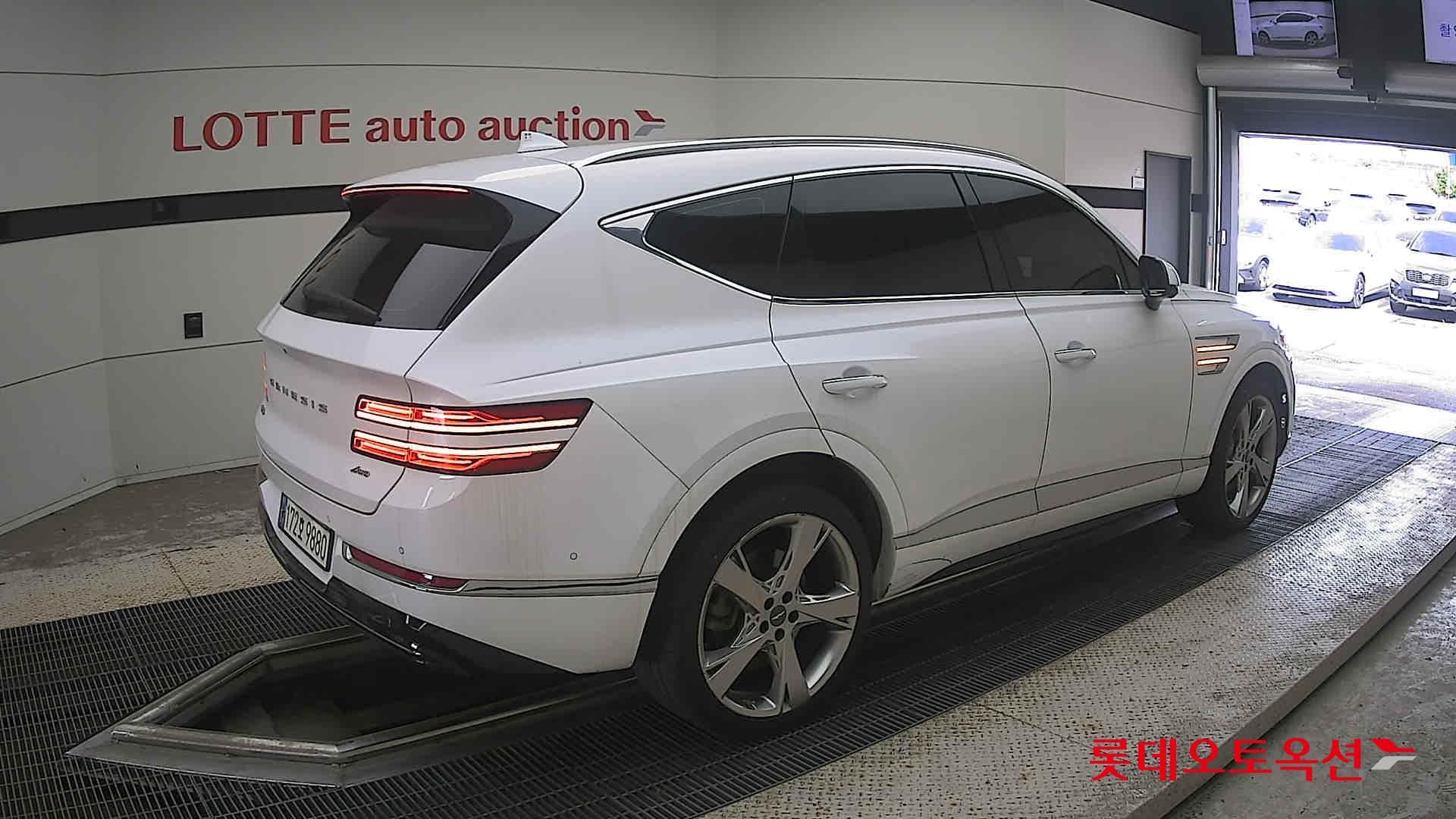 جينيسيس - GV80 | (D) 3.0 4WD 5Seater 14