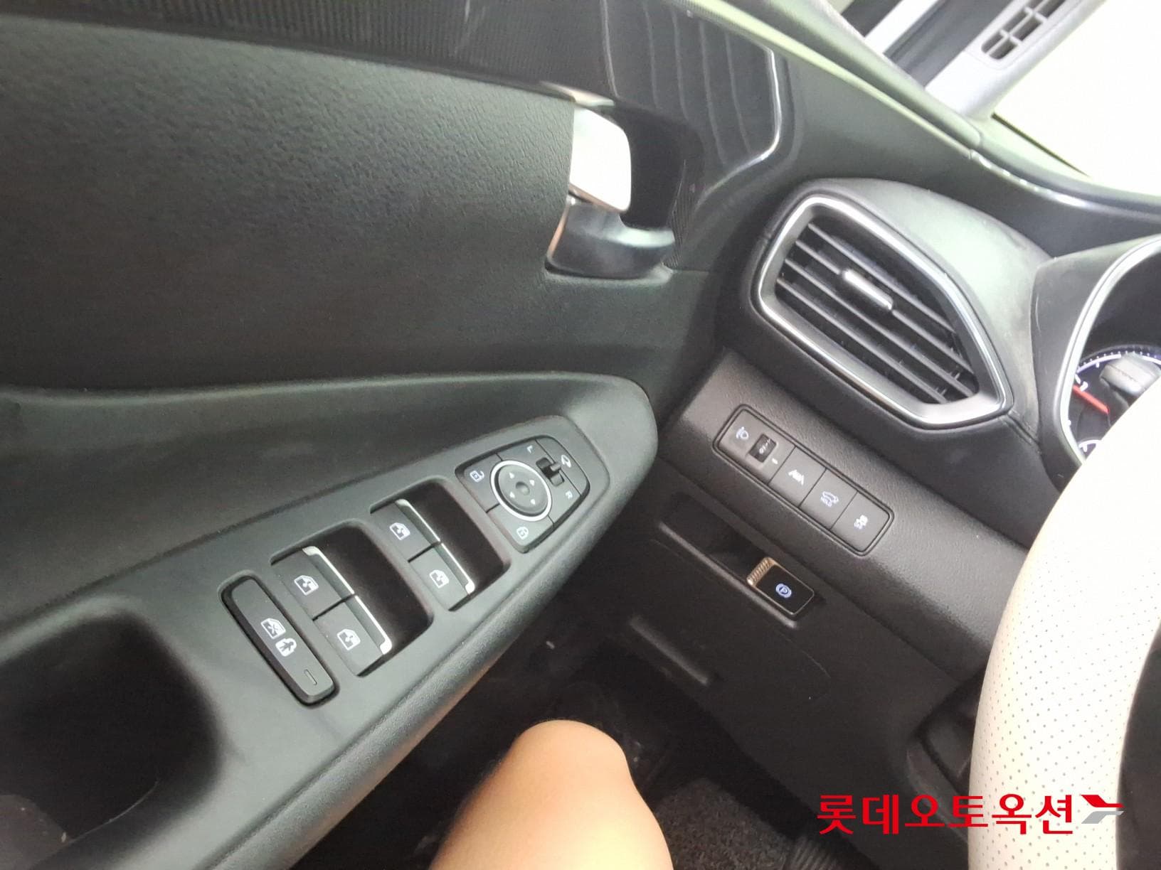 هيونداي - سانتافي | THE NEW SANTAFE (D) 2.2 Prestige 5Seater 2WD 28