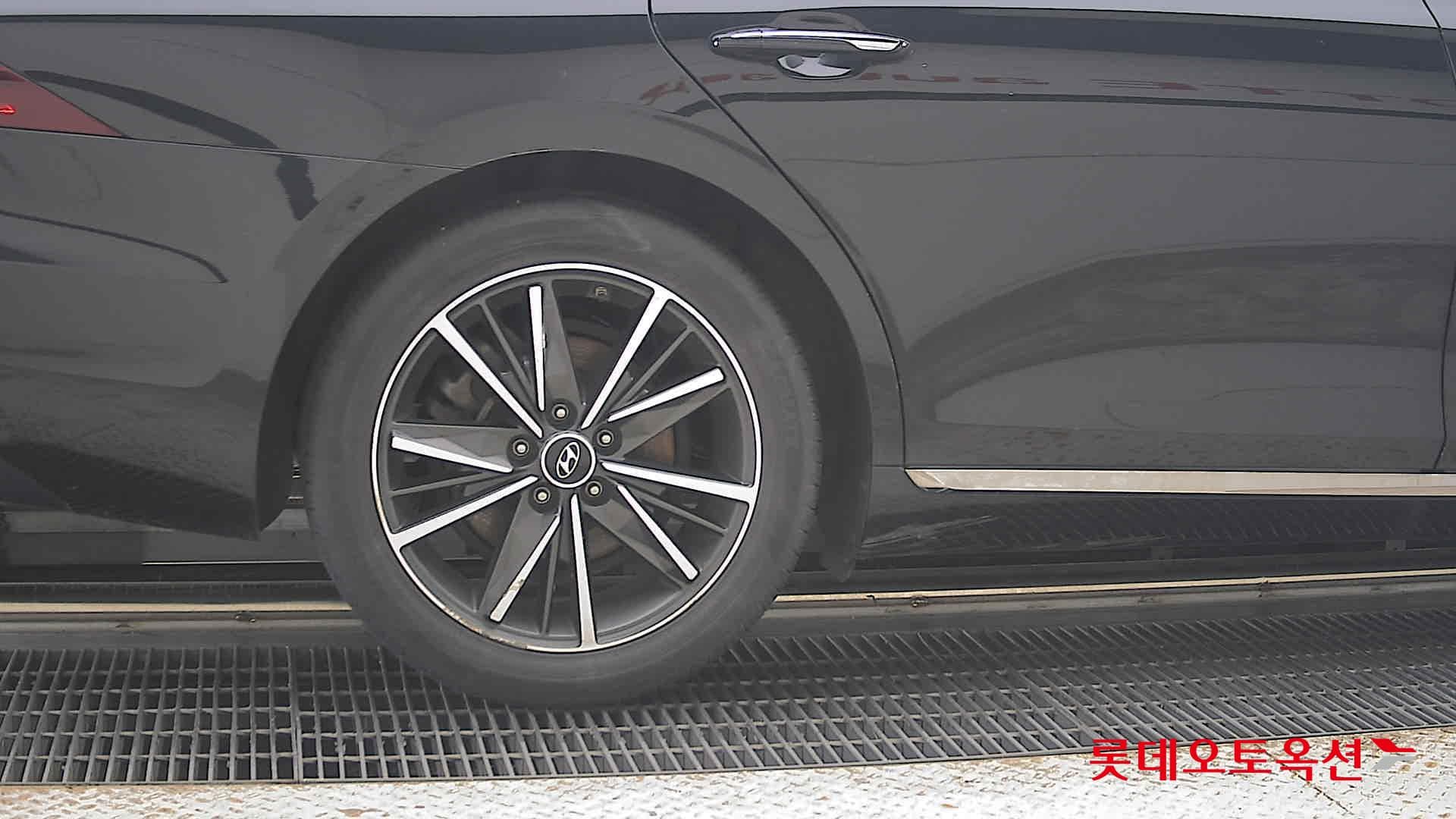 Hyundai - Grandeur | THE NEW (G) 2.5 24