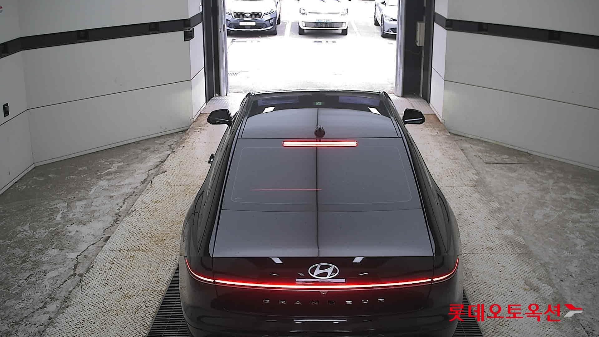Hyundai - Grandeur | GN7 (G) 2.5 Exclusive 11