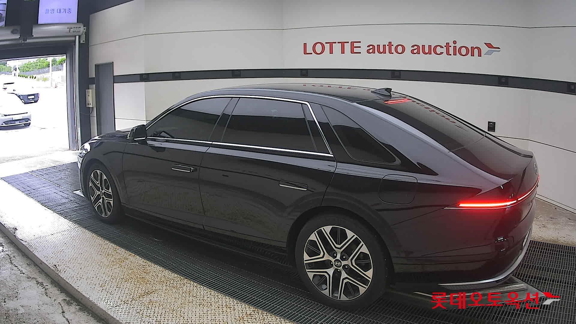 Hyundai - Grandeur | GN7 (G) 2.5 Exclusive 8