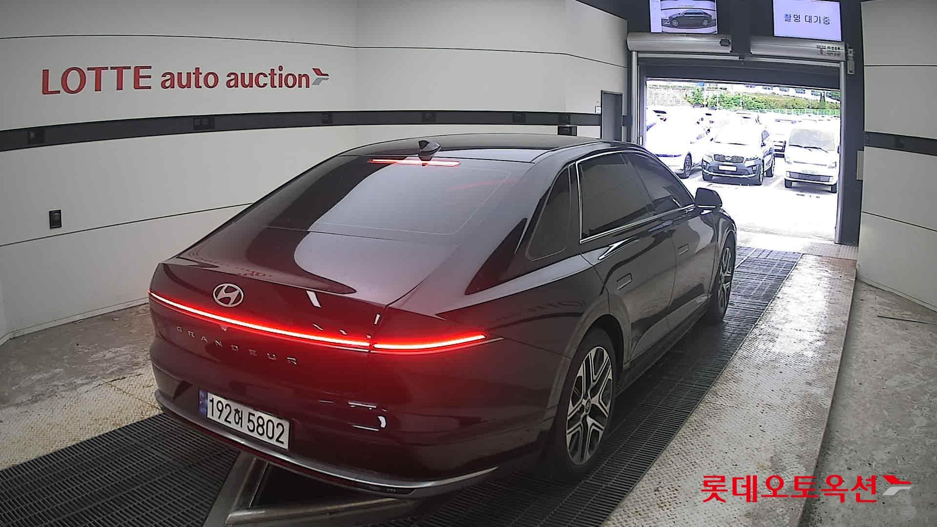 Hyundai - Grandeur | GN7 (G) 2.5 Exclusive 13