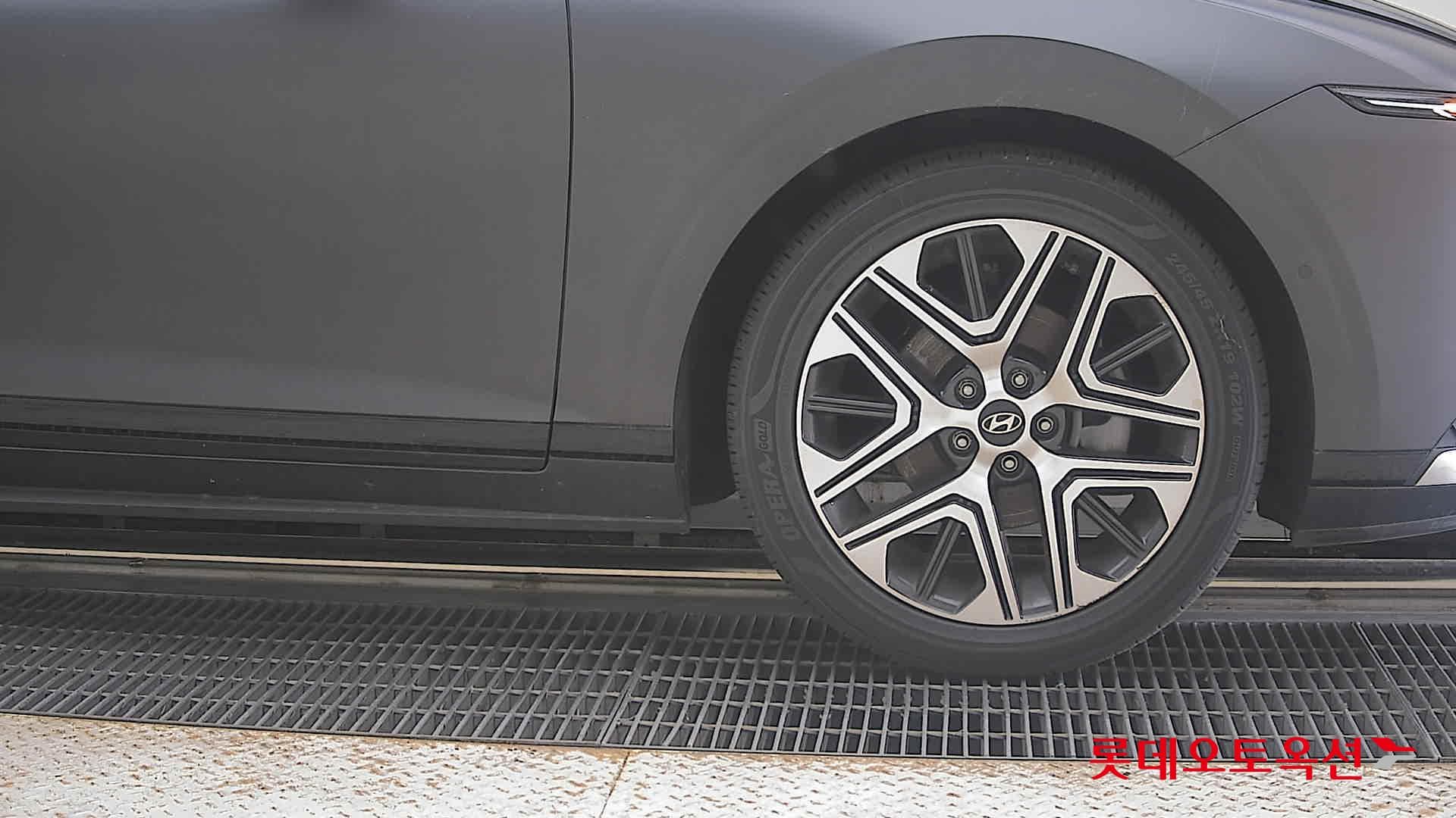 Hyundai - Грандер | GN7 (H)1.6T Exclusive 2WD AT 23