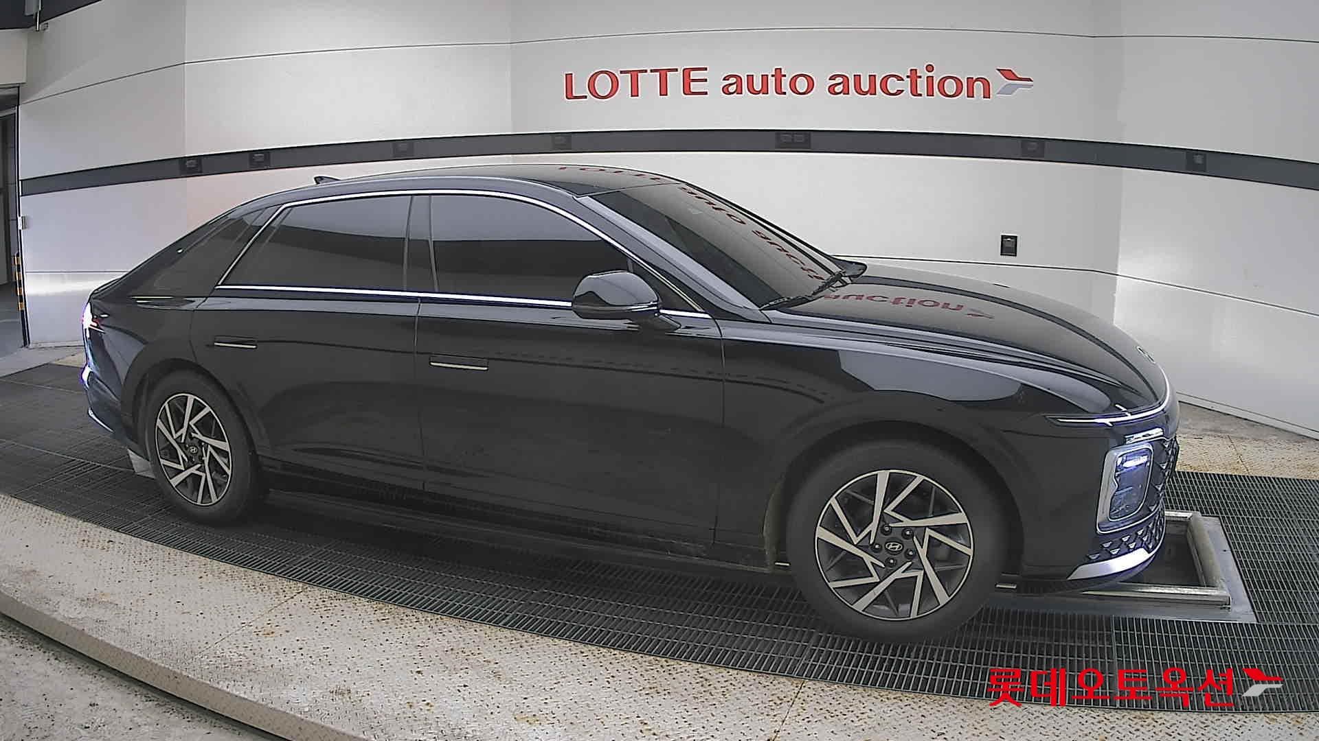 هيونداي - جرانديور (أزيرا) | GN7 (H)1.6T Premium 2WD AT 17