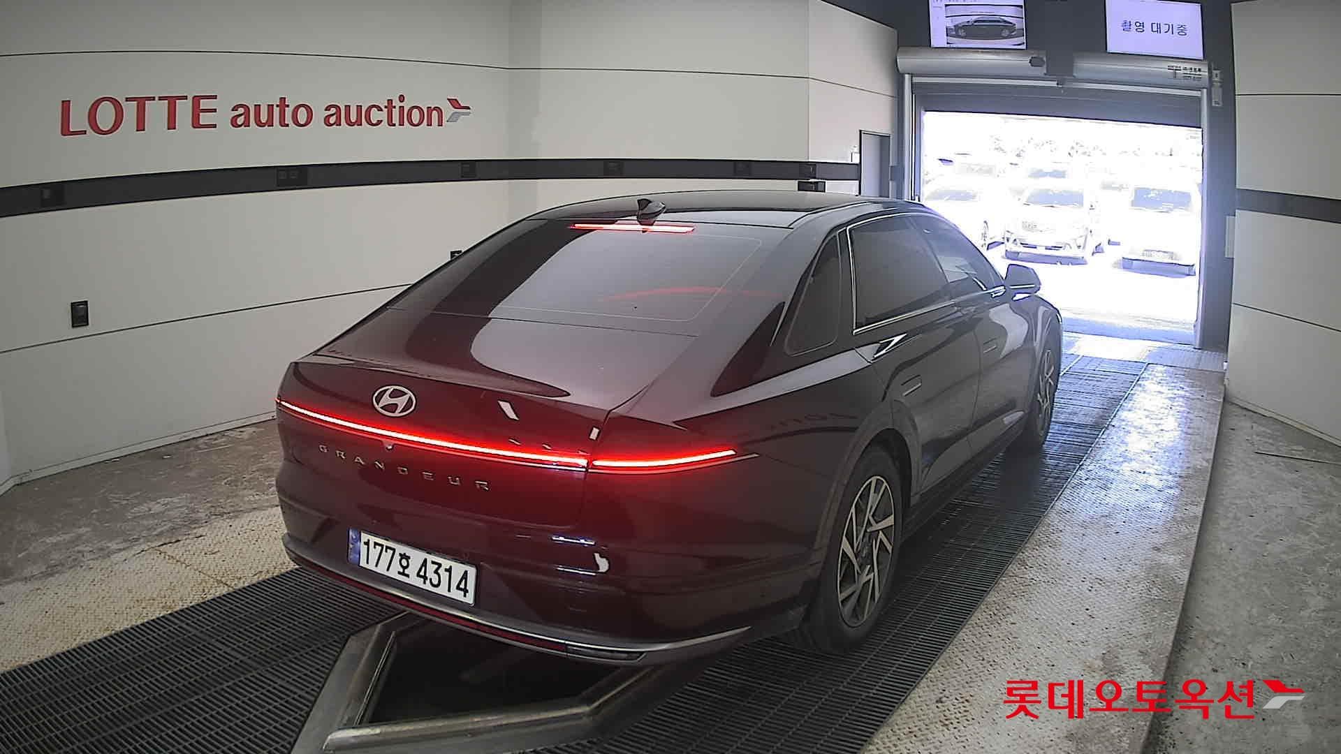 هيونداي - جرانديور (أزيرا) | GN7 (H)1.6T Premium 2WD AT 13