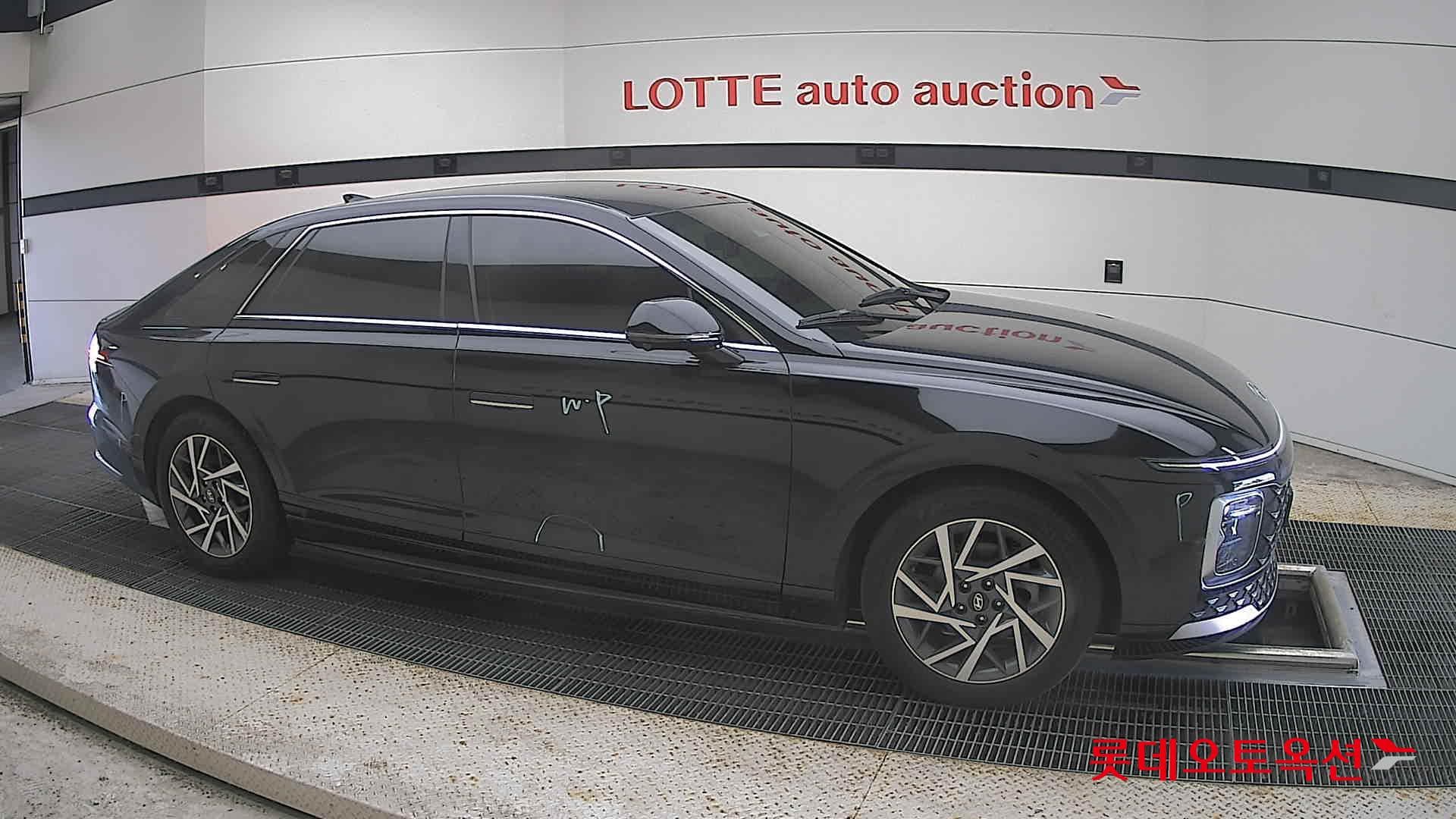 Hyundai - Grandeur | GN7 (H)1.6T Exclusive 2WD AT 17