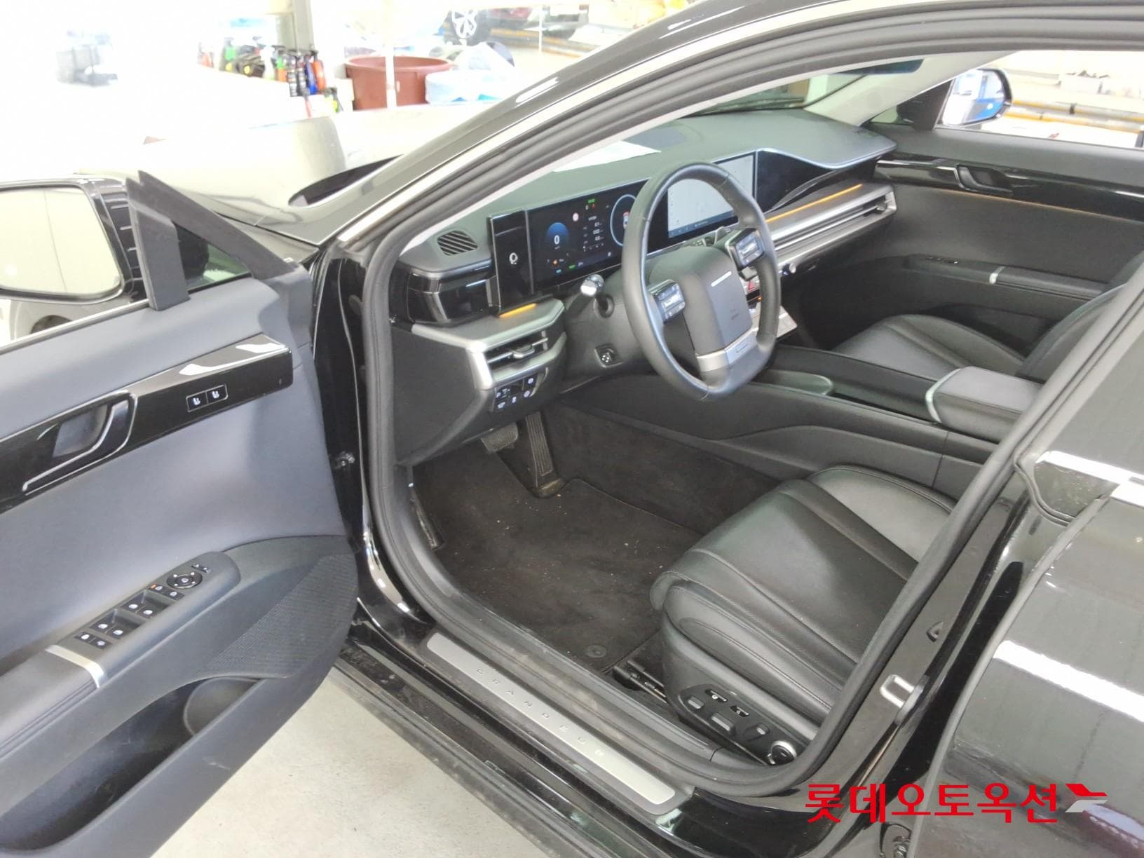 Hyundai - Grandeur | GN7 (H)1.6T Exclusive 2WD AT 34
