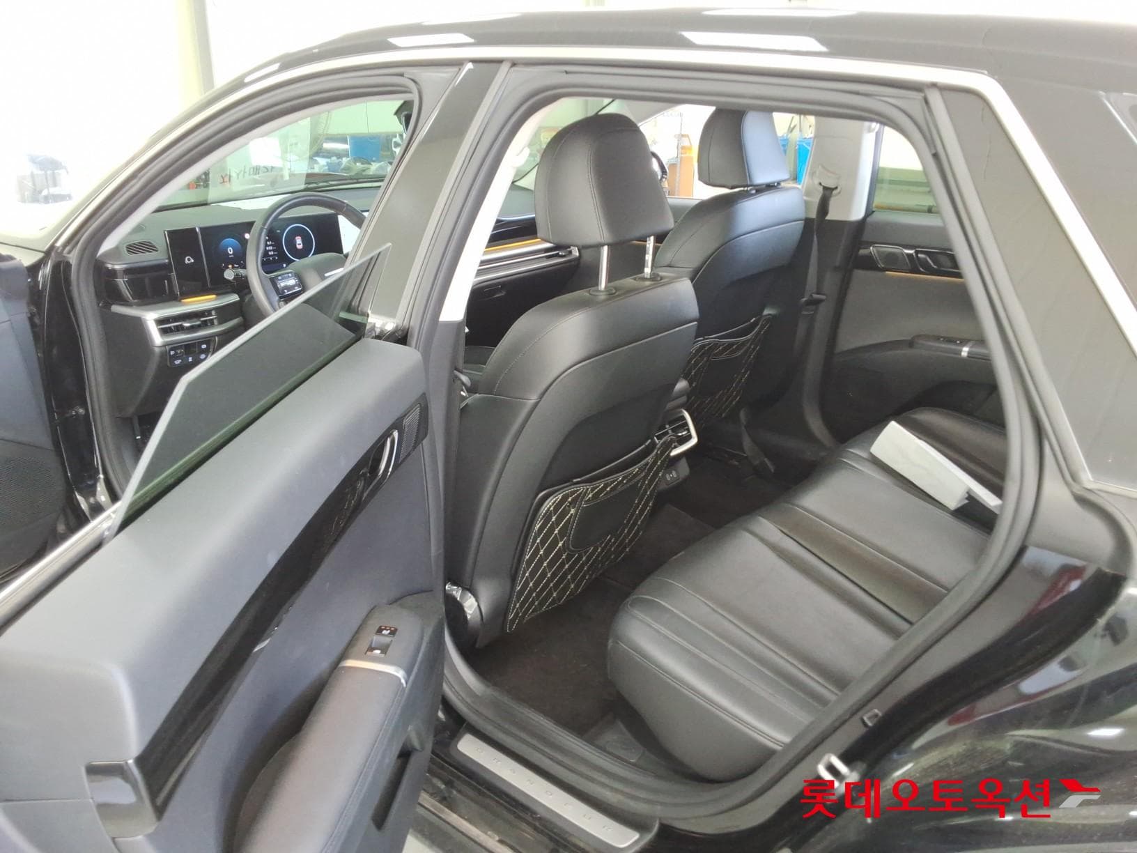 Hyundai - Grandeur | GN7 (H)1.6T Exclusive 2WD AT 35