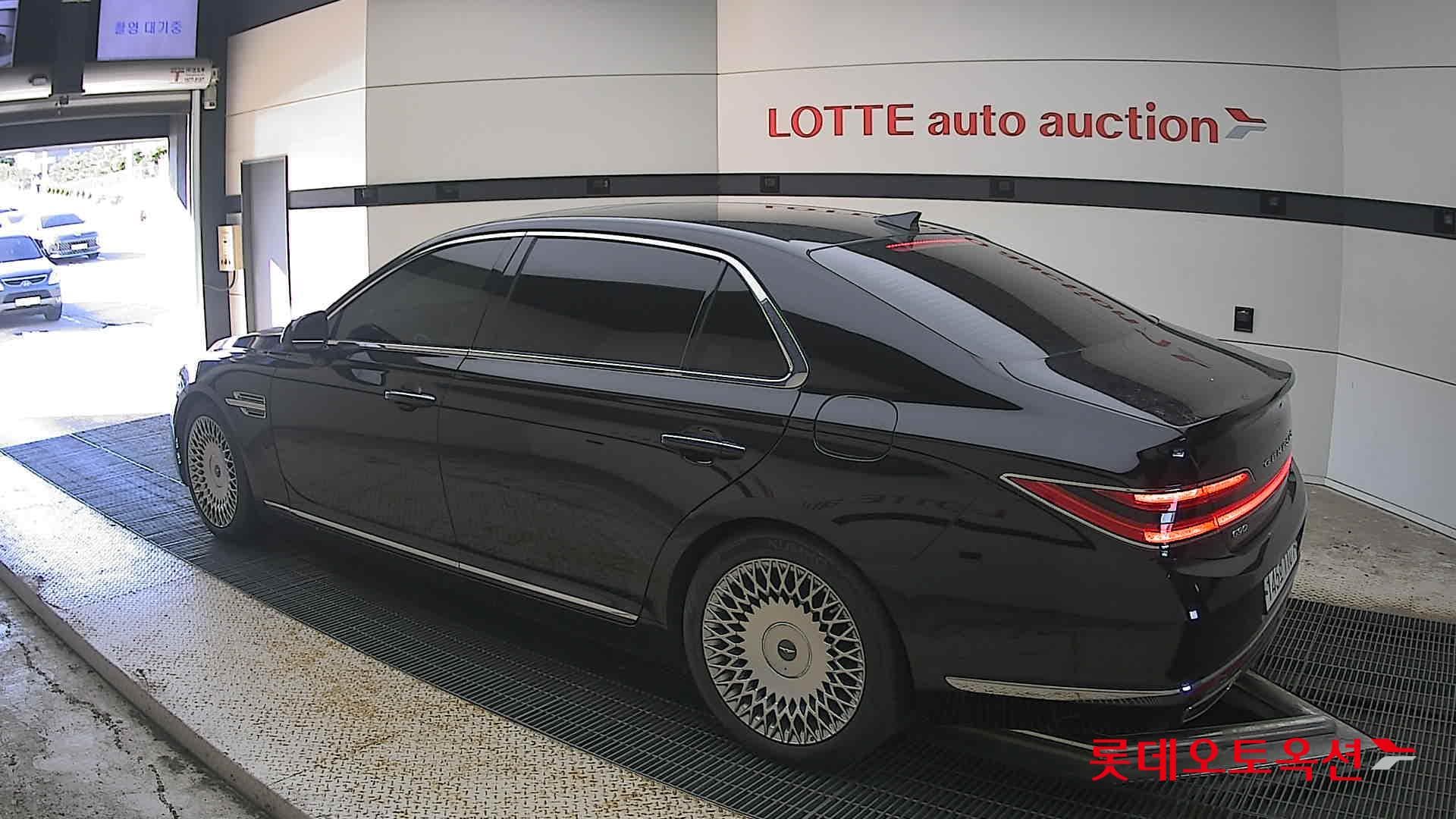 جينيسيس - G90 | (G) 5.0 PRESTIGE 8