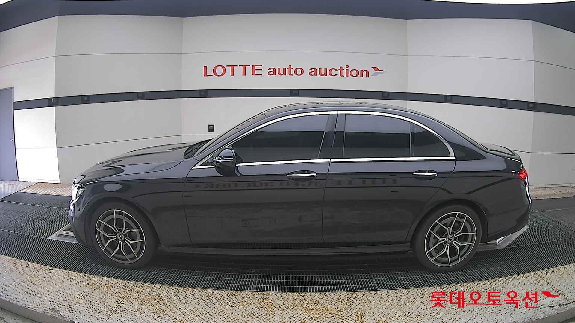 Mercedes-Benz - E-Class | NEW E220 4M AMG LINE KR4 (D) 2.0 6
