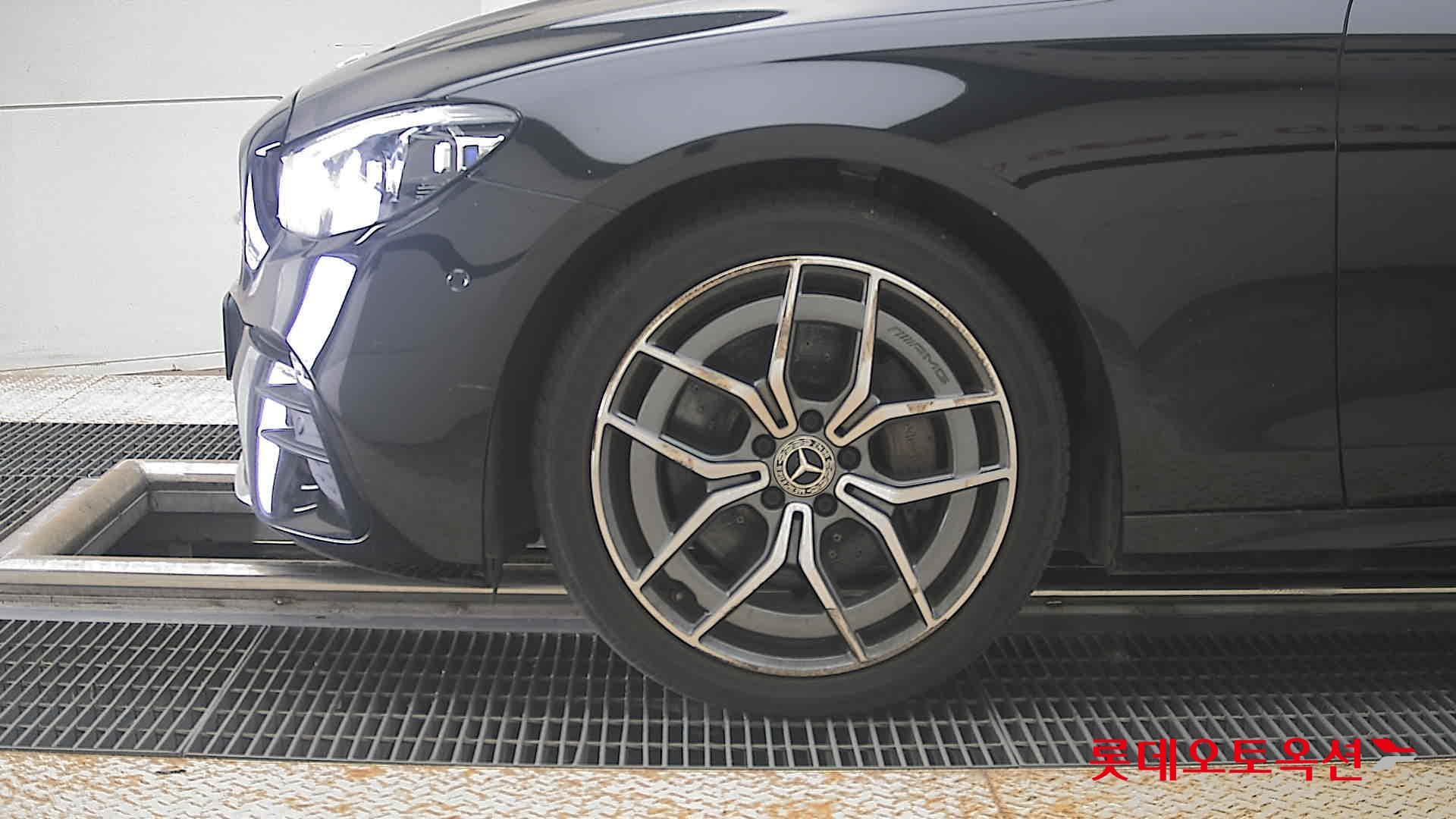 Mercedes-Benz - E-Class | NEW E220 4M AMG LINE KR4 (D) 2.0 21