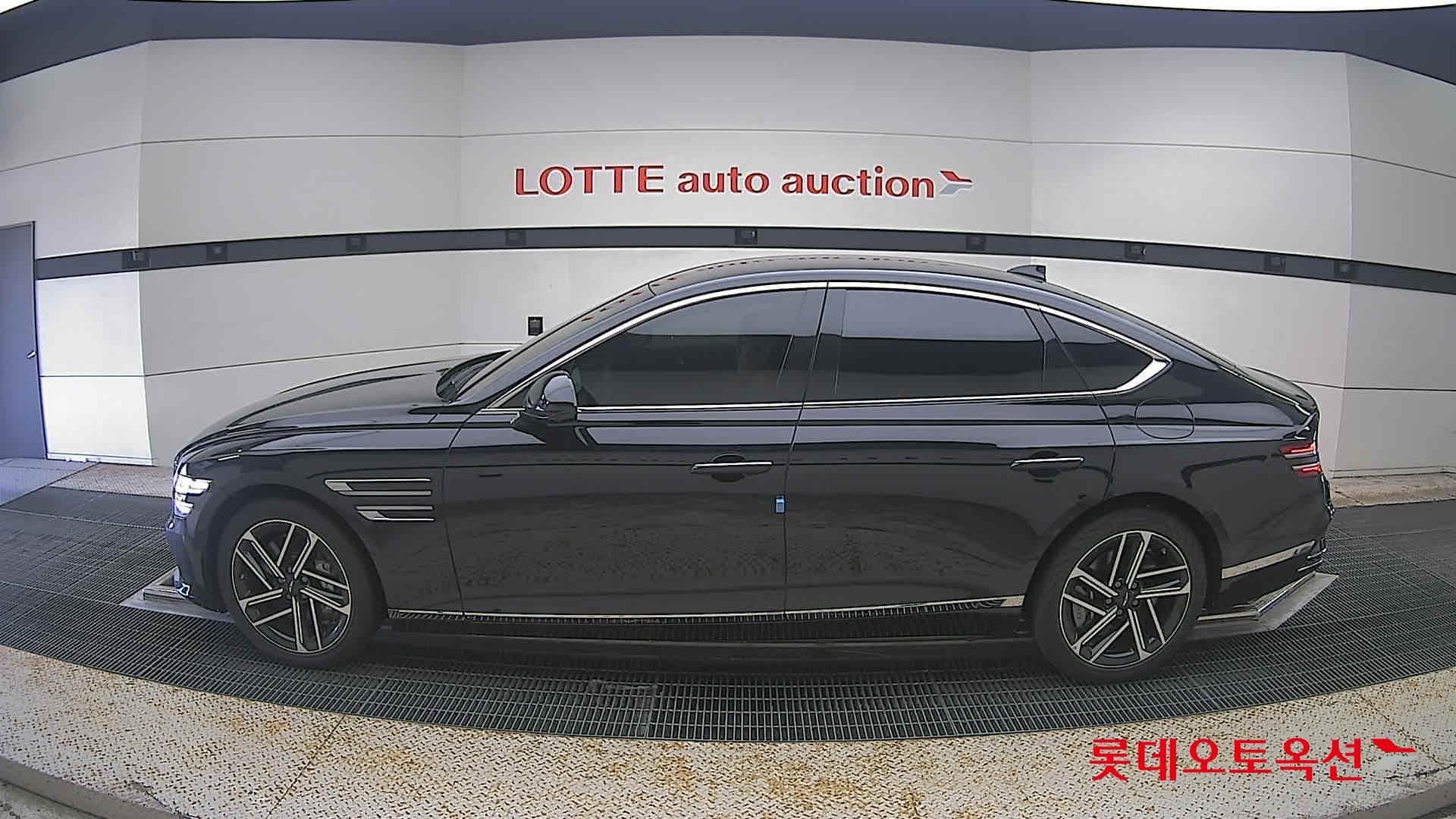 Genesis - G80 | (G)2.5T 19"B/ 2WD AT 6