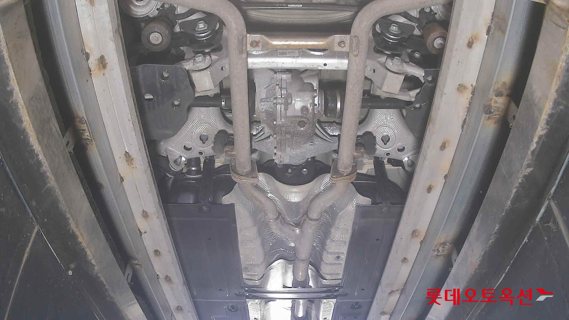 Genesis - G80 | (G)2.5T 19"B/ 2WD AT 27