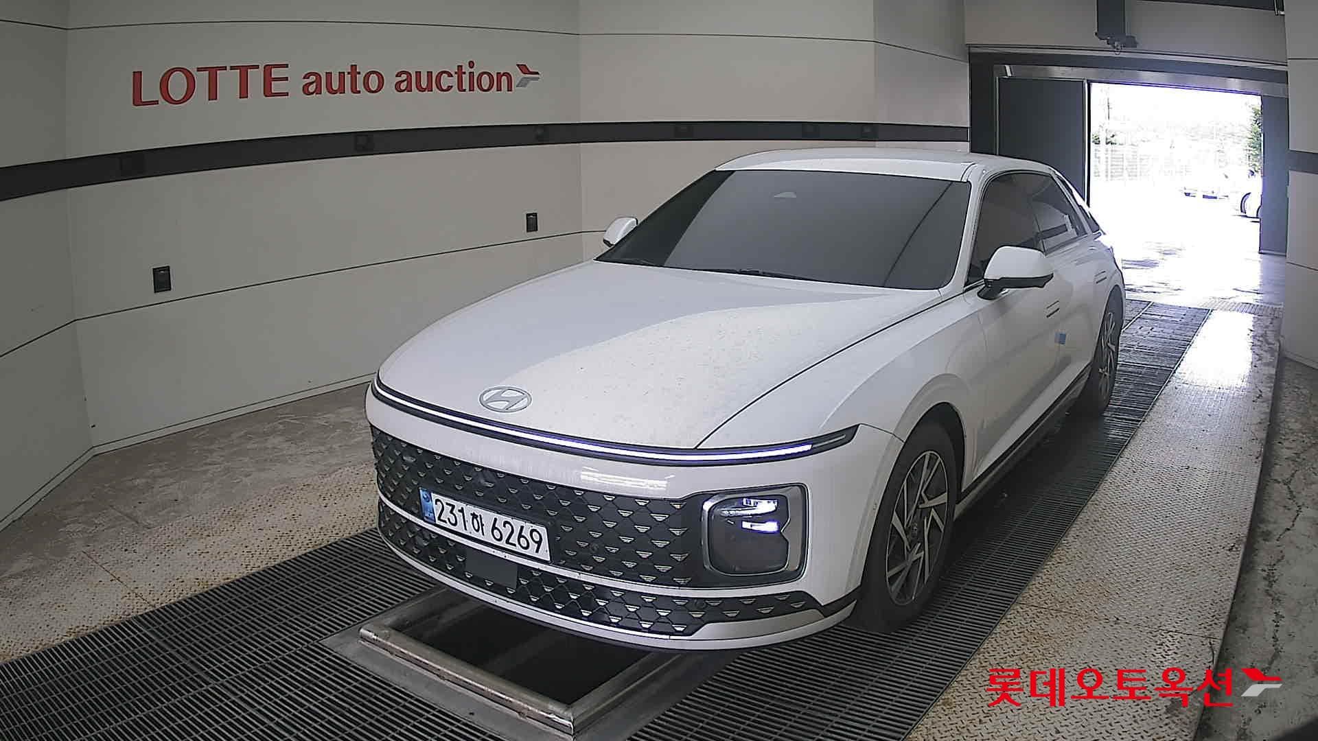 Hyundai - Grandeur | GN7 (H)1.6T Premium 2WD AT 2