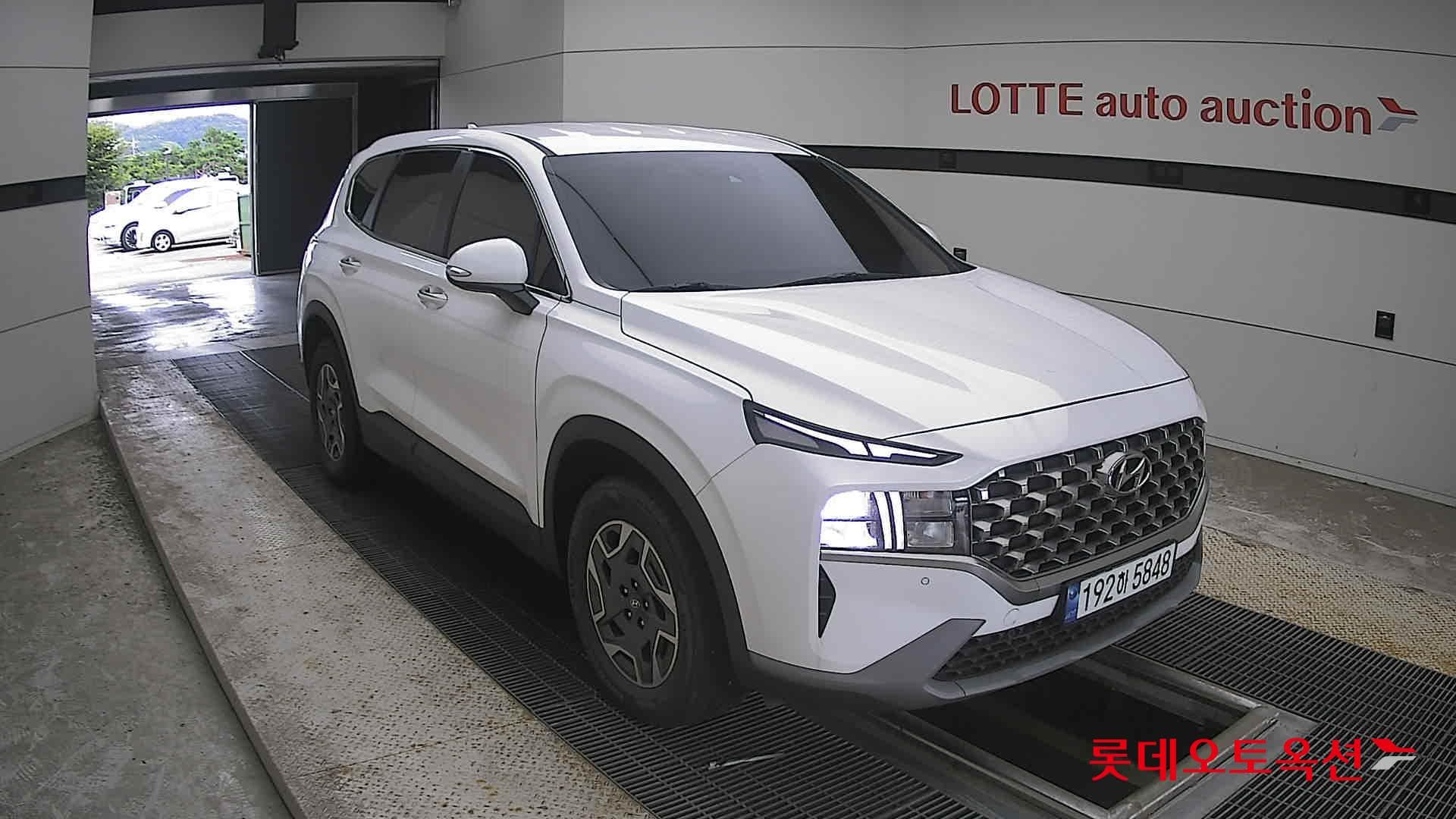 Hyundai - Santa Fe | THE NEW SANTAFE (H) 1.6 Exclusive 5Seater 2WD 19