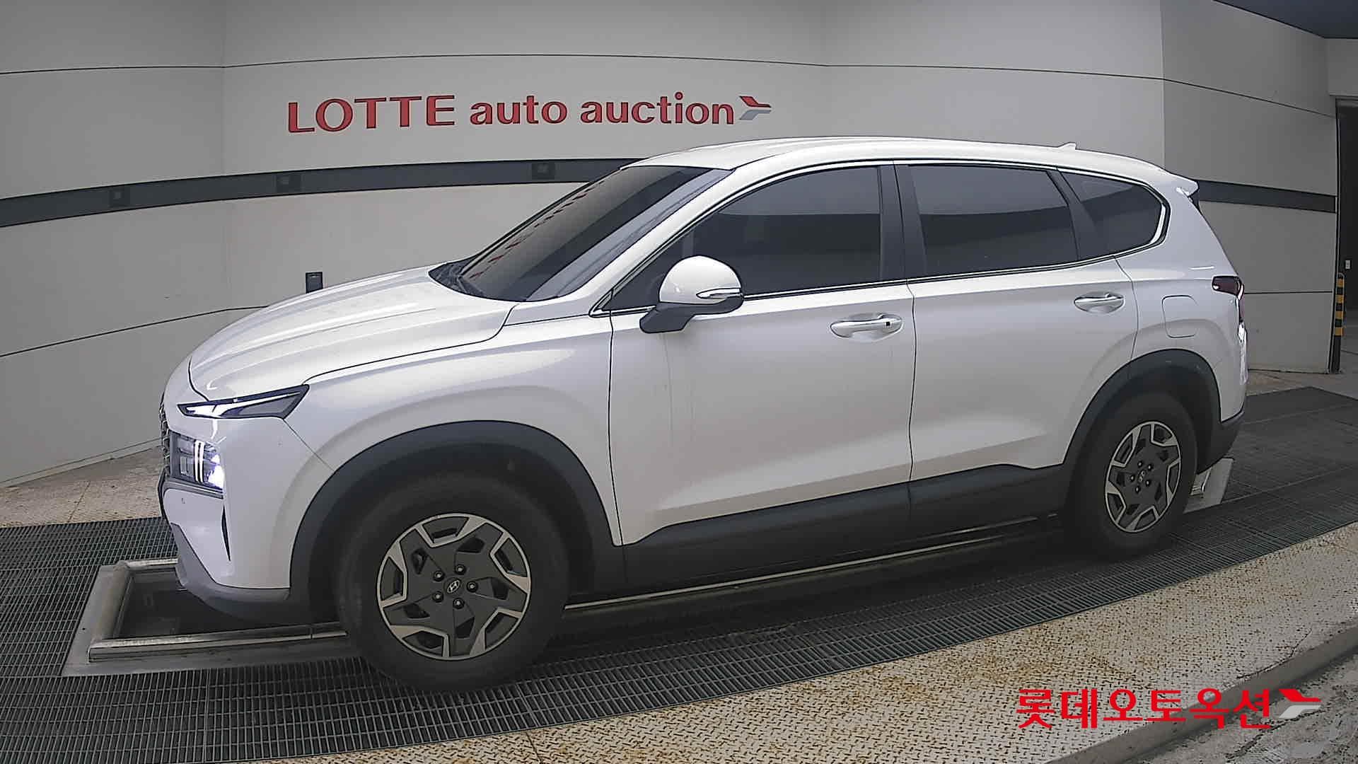 Hyundai - Santa Fe | THE NEW SANTAFE (H) 1.6 Exclusive 5Seater 2WD 5