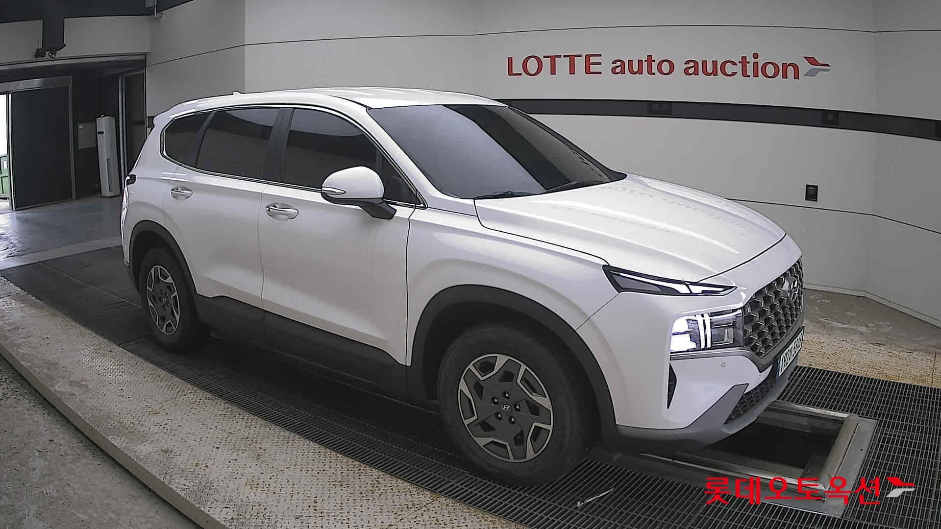 Hyundai - Santa Fe | THE NEW SANTAFE (H) 1.6 Exclusive 5Seater 2WD 18