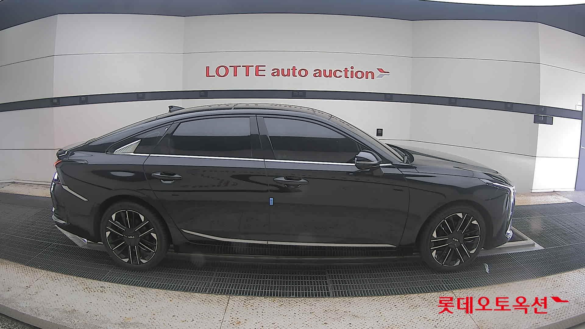 Kia - K8 | (H)1.6 Signature 2WD AT 16