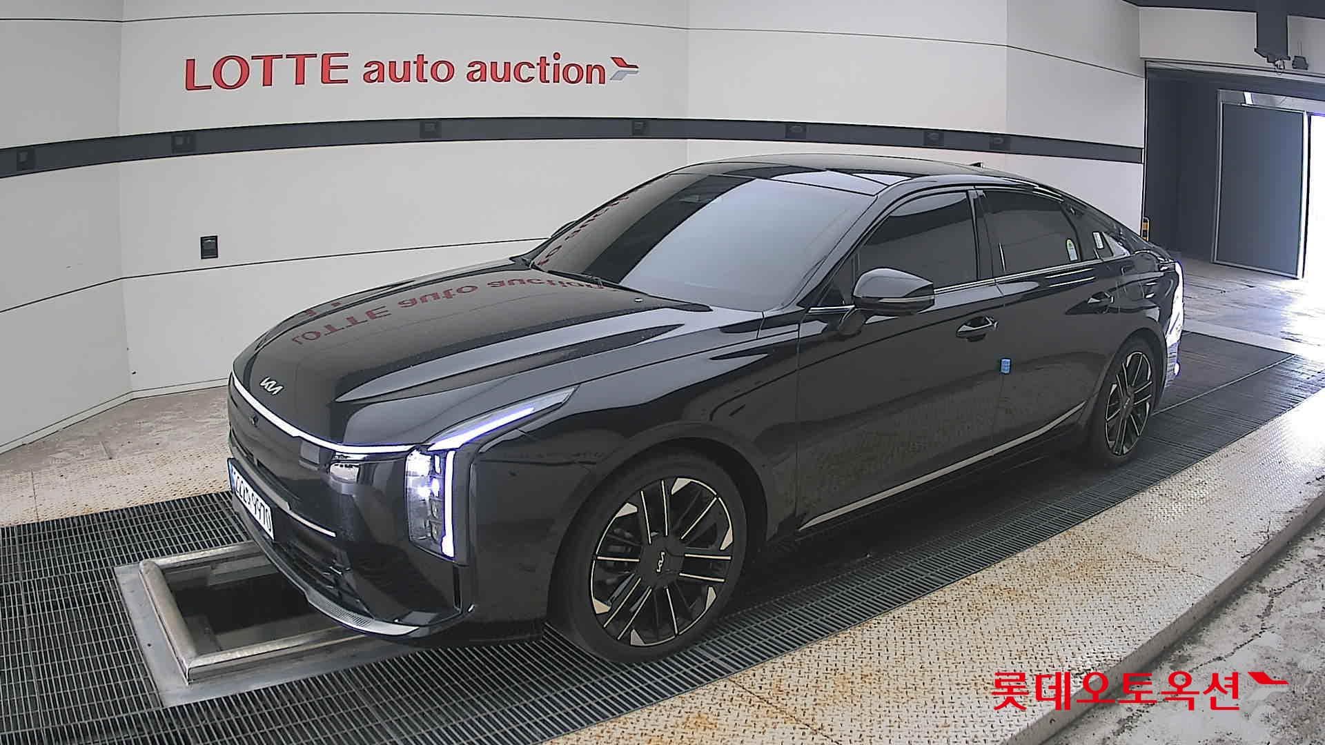 Kia - K8 | (H)1.6 Signature 2WD AT 4