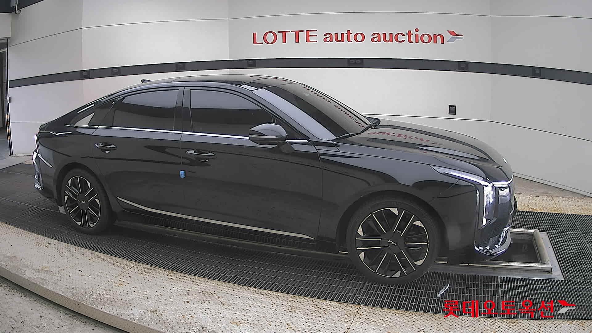 Kia - K8 | (H)1.6 Signature 2WD AT 17