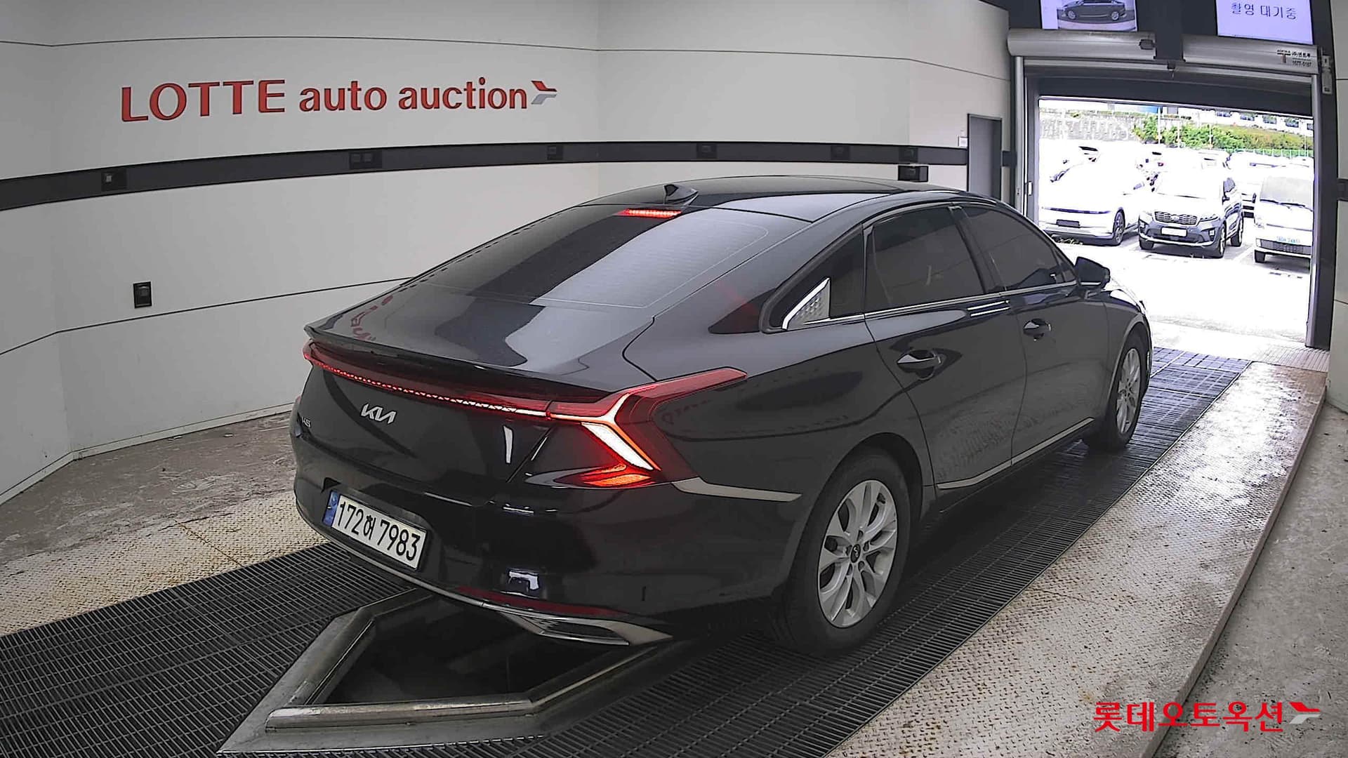 Kia - K8 | (G) 2.5 Noblesse 12
