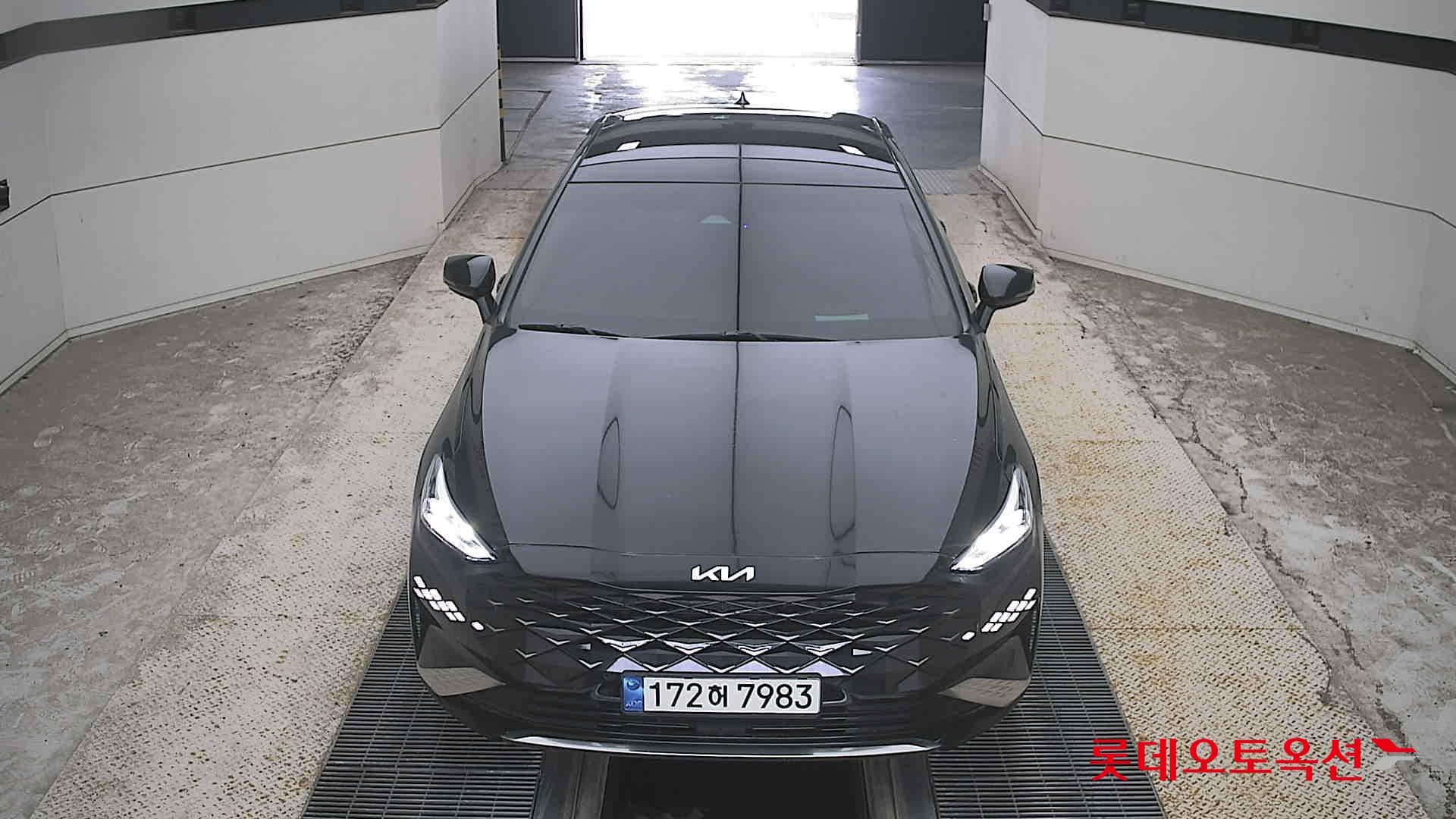 Kia K8