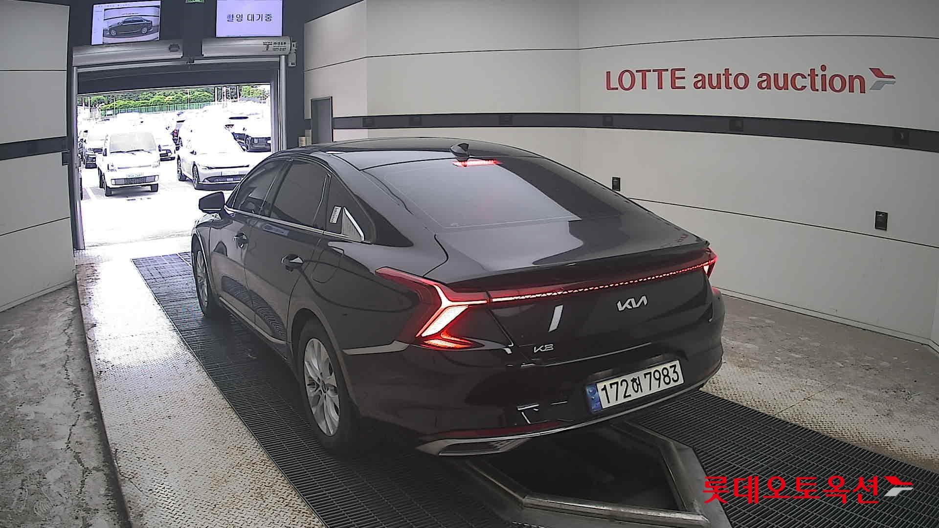 Kia - K8 | (G) 2.5 Noblesse 9