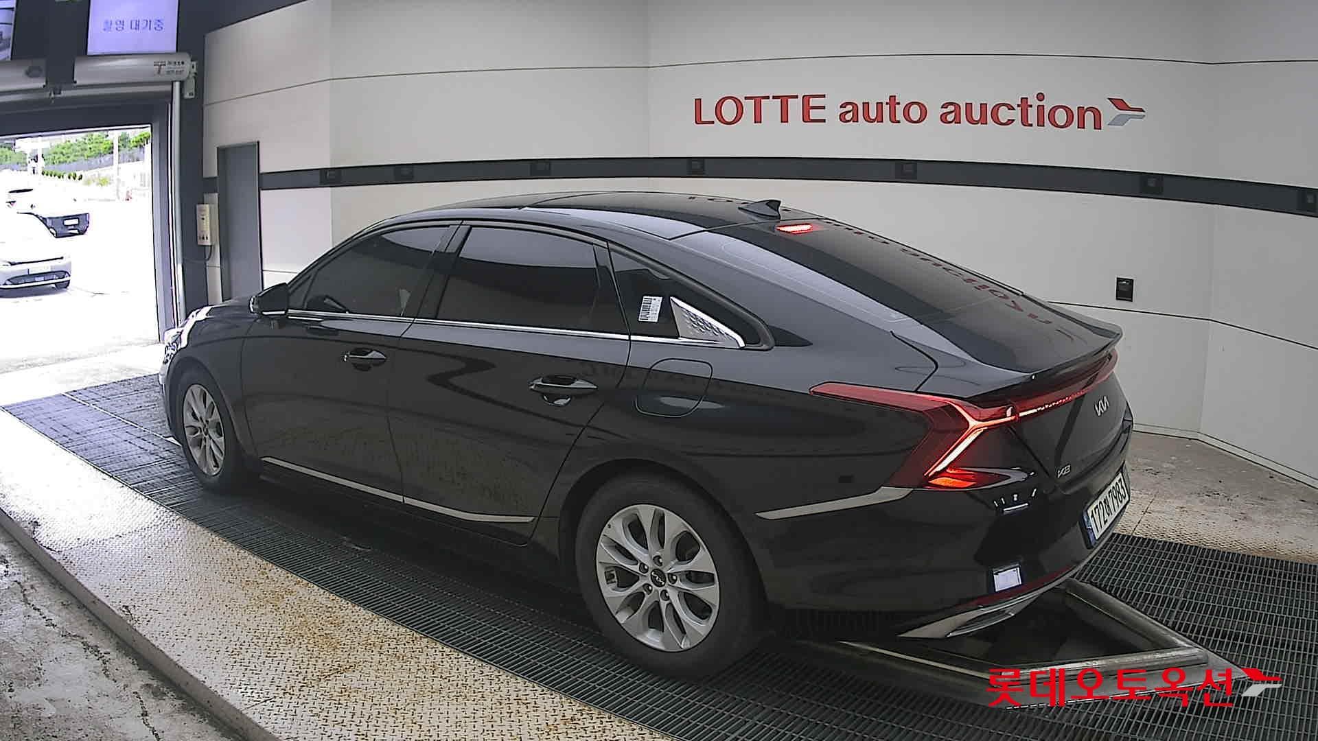 Kia - K8 | (G) 2.5 Noblesse 8
