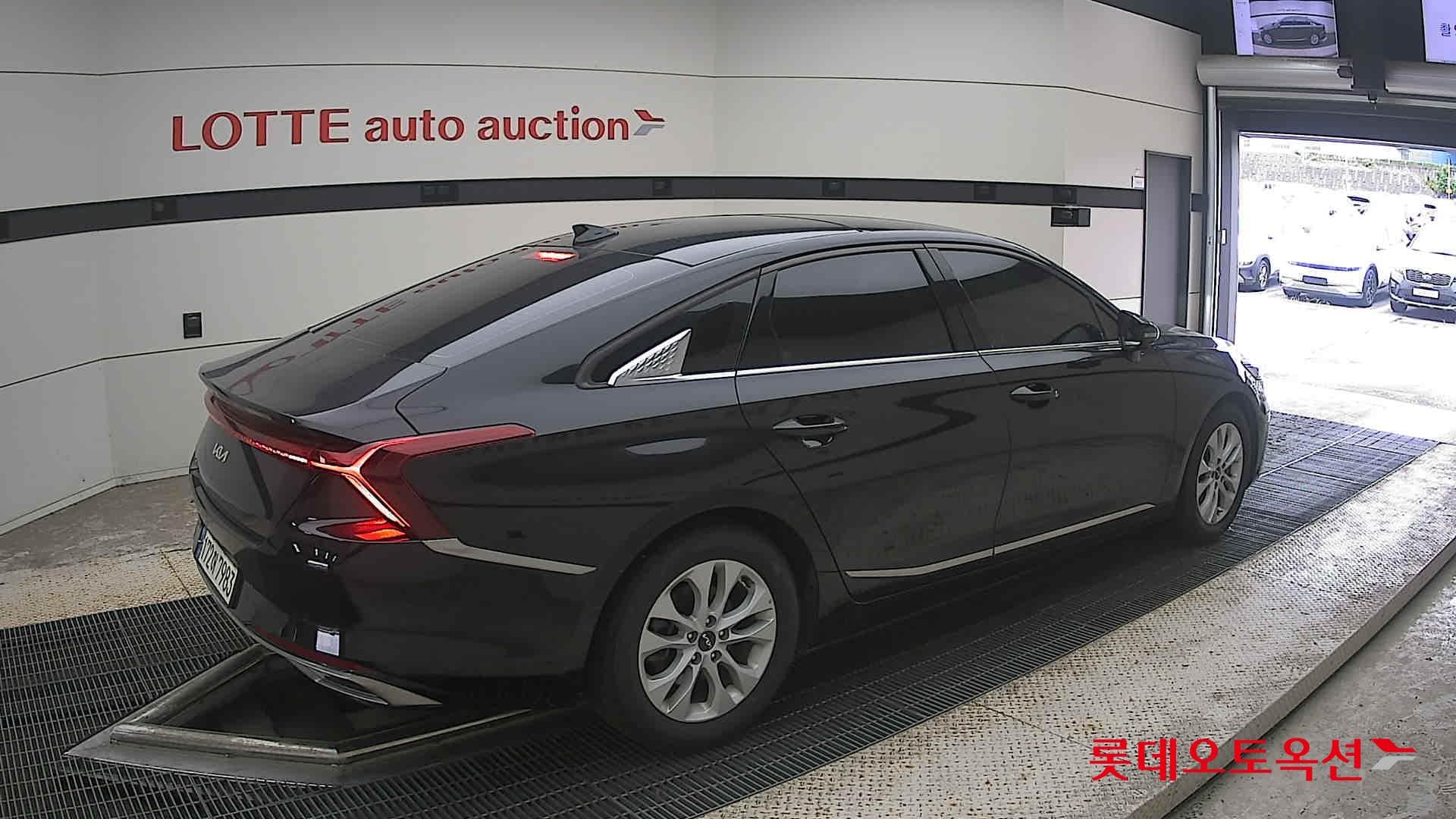 Kia - K8 | (G) 2.5 Noblesse 14