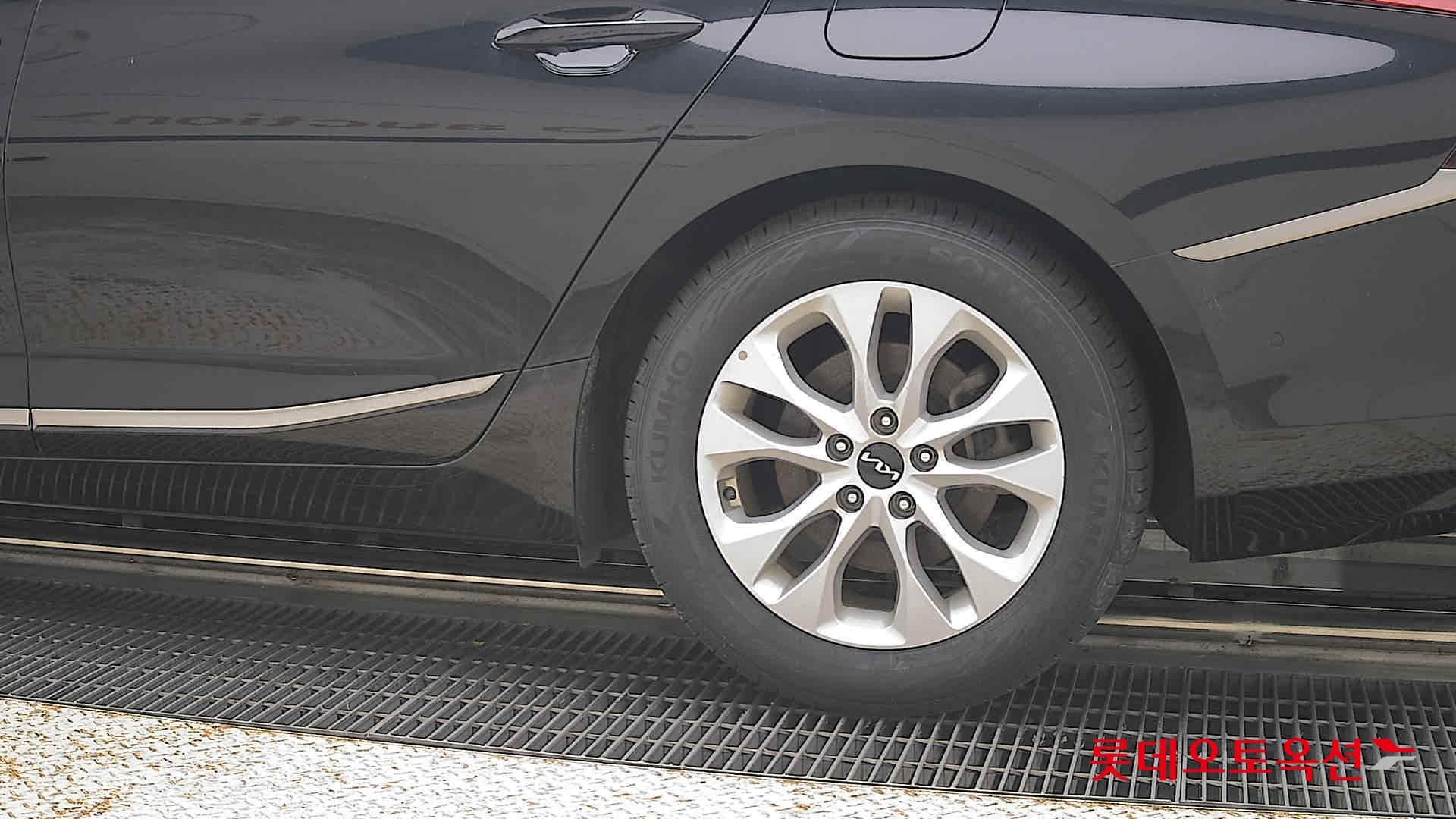 Kia - K8 | (G) 2.5 Noblesse 22