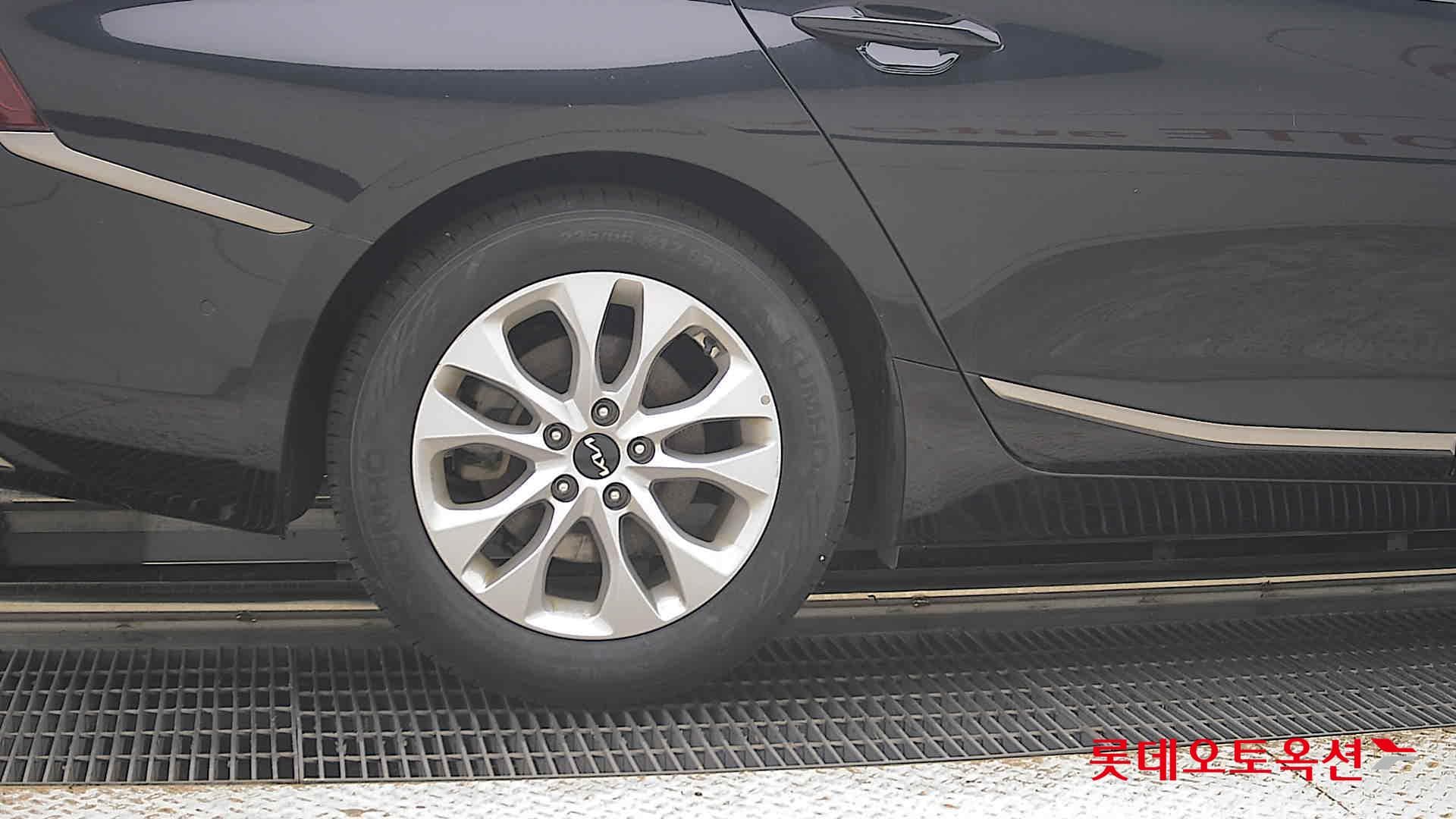 Kia - K8 | (G) 2.5 Noblesse 24