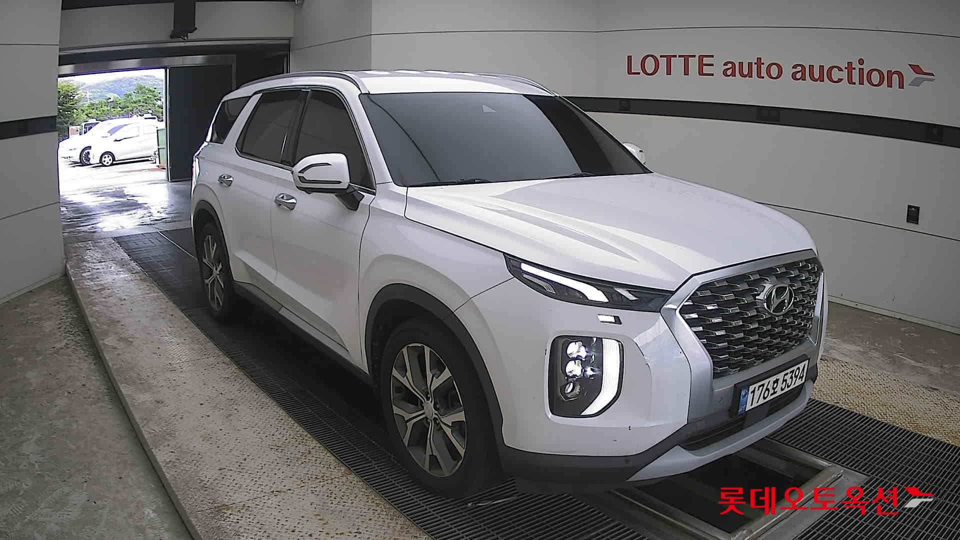 Hyundai - Palisade | (D) 2.2 Prestige 2WD 7 19